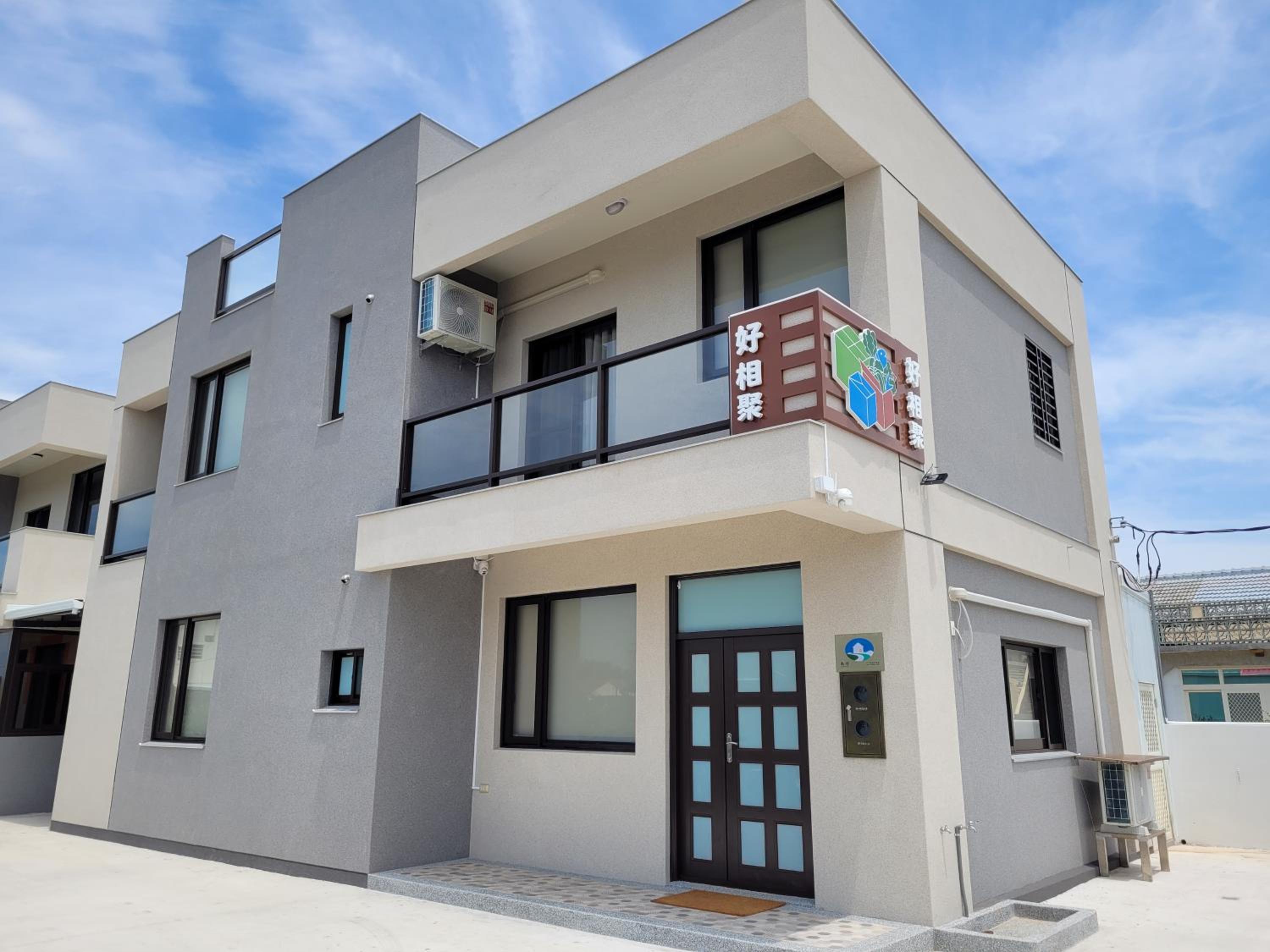 Beachcastle & Sea View Villa
