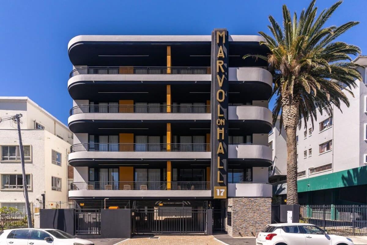 Marvol 101 - Spacious 1 Bedroom Near Beach & Cafes-Secure Parking-WIFI-Generator