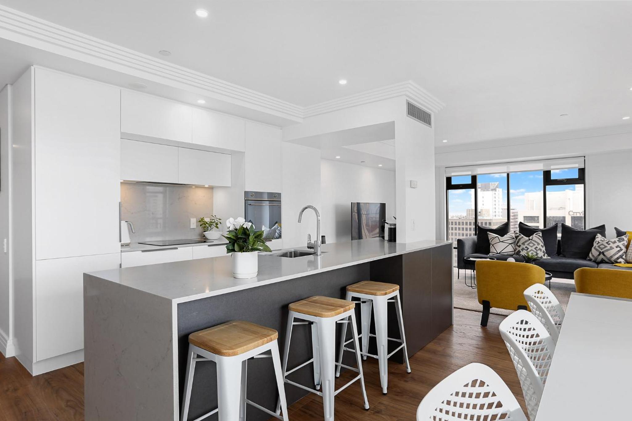 Metropolis Apartments by Urban Rest view 5