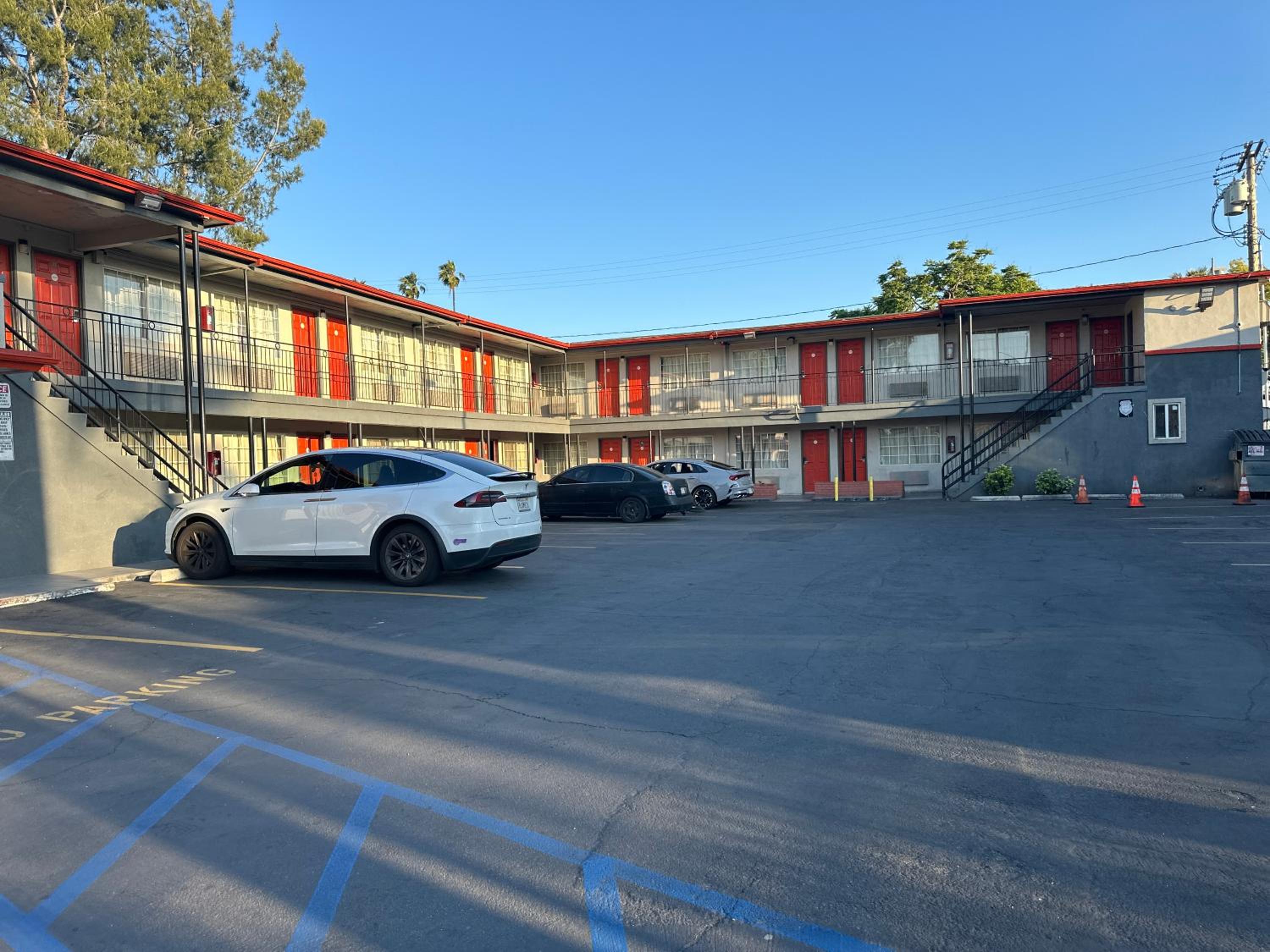 Pomona Vacations - Passport Inn Pomona - Property Image 7