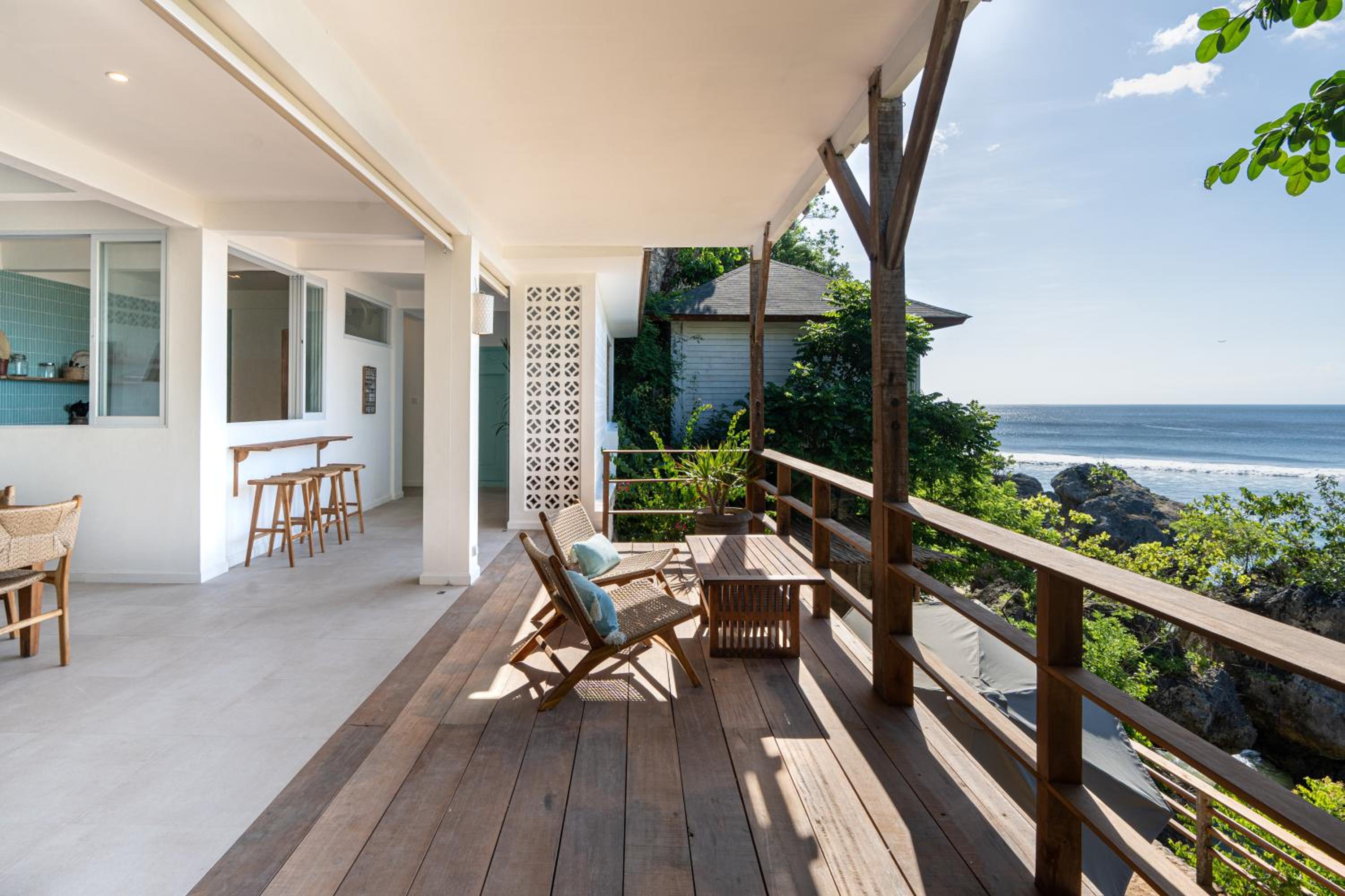 Villa Ayunan 3 BR on Bingin Beach view 3