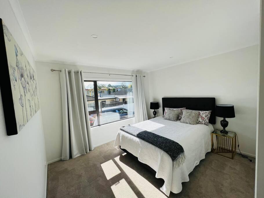 Matuhi Deluxe 2 bedrooms unit view 2
