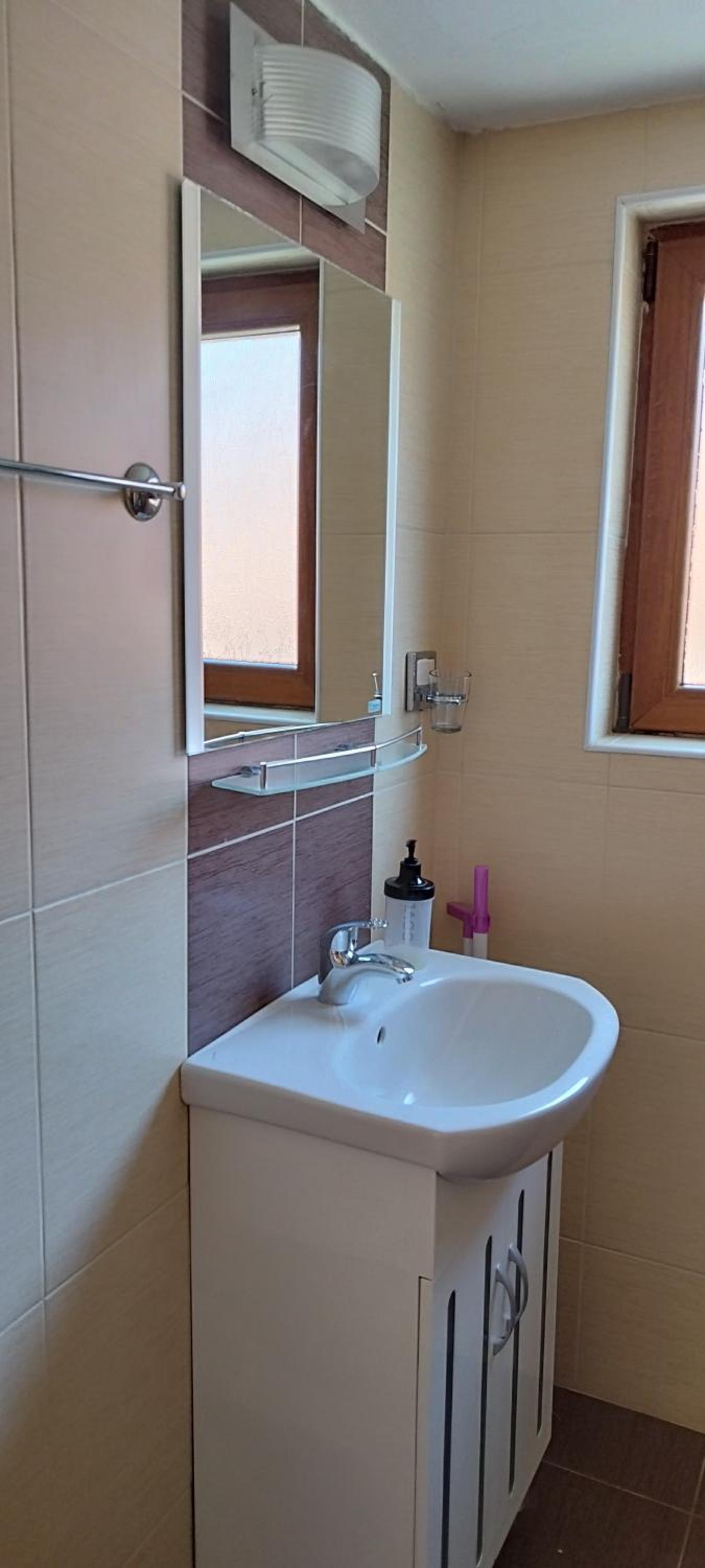 Anchors Guest House