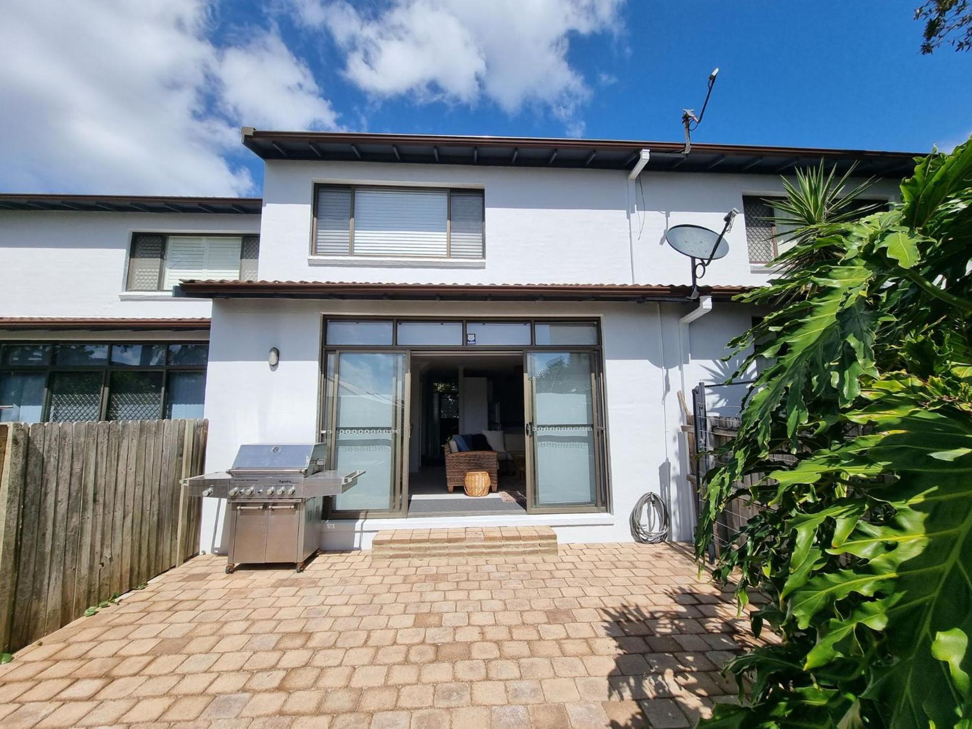 Hutton Road - Beach Access - Unit 9