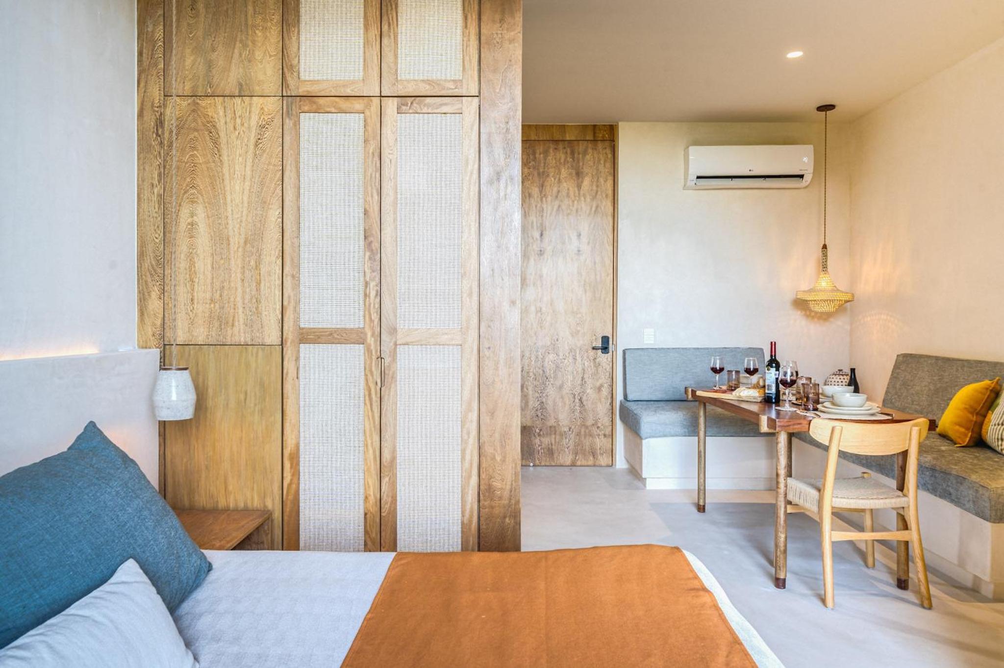 Fast Wi-Fi 1BR in Tulum with Pool, Restaurant, Gym view 3