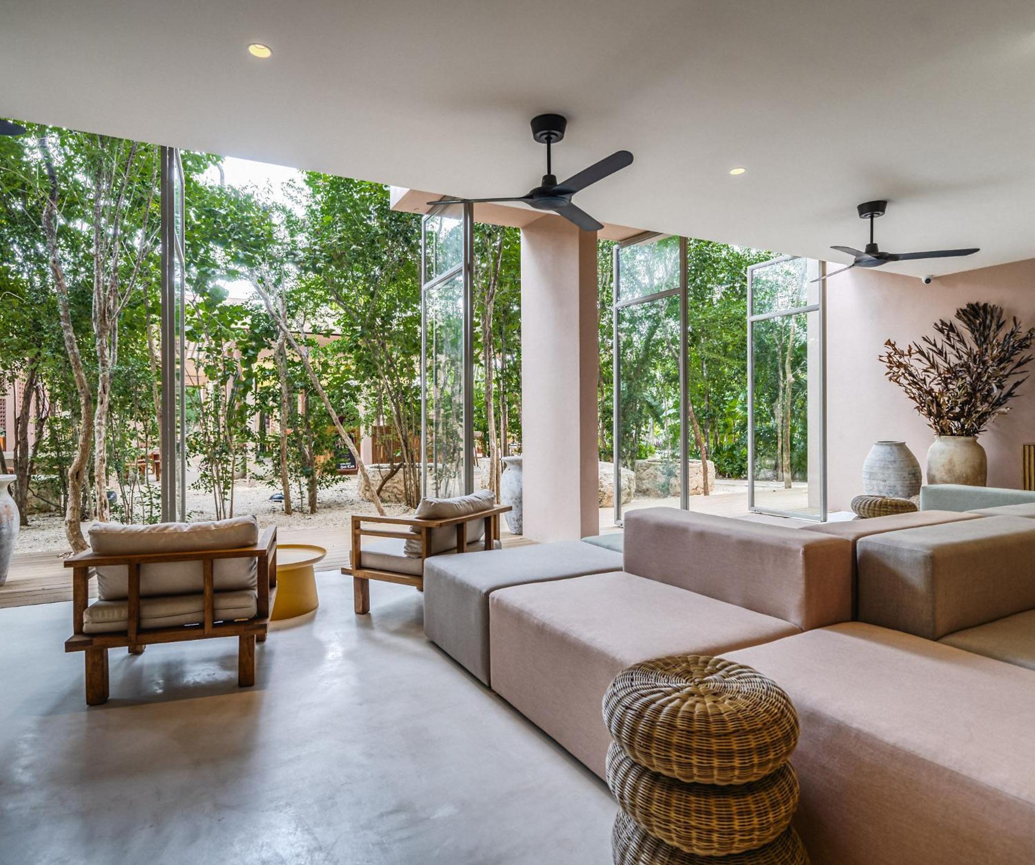 lounge