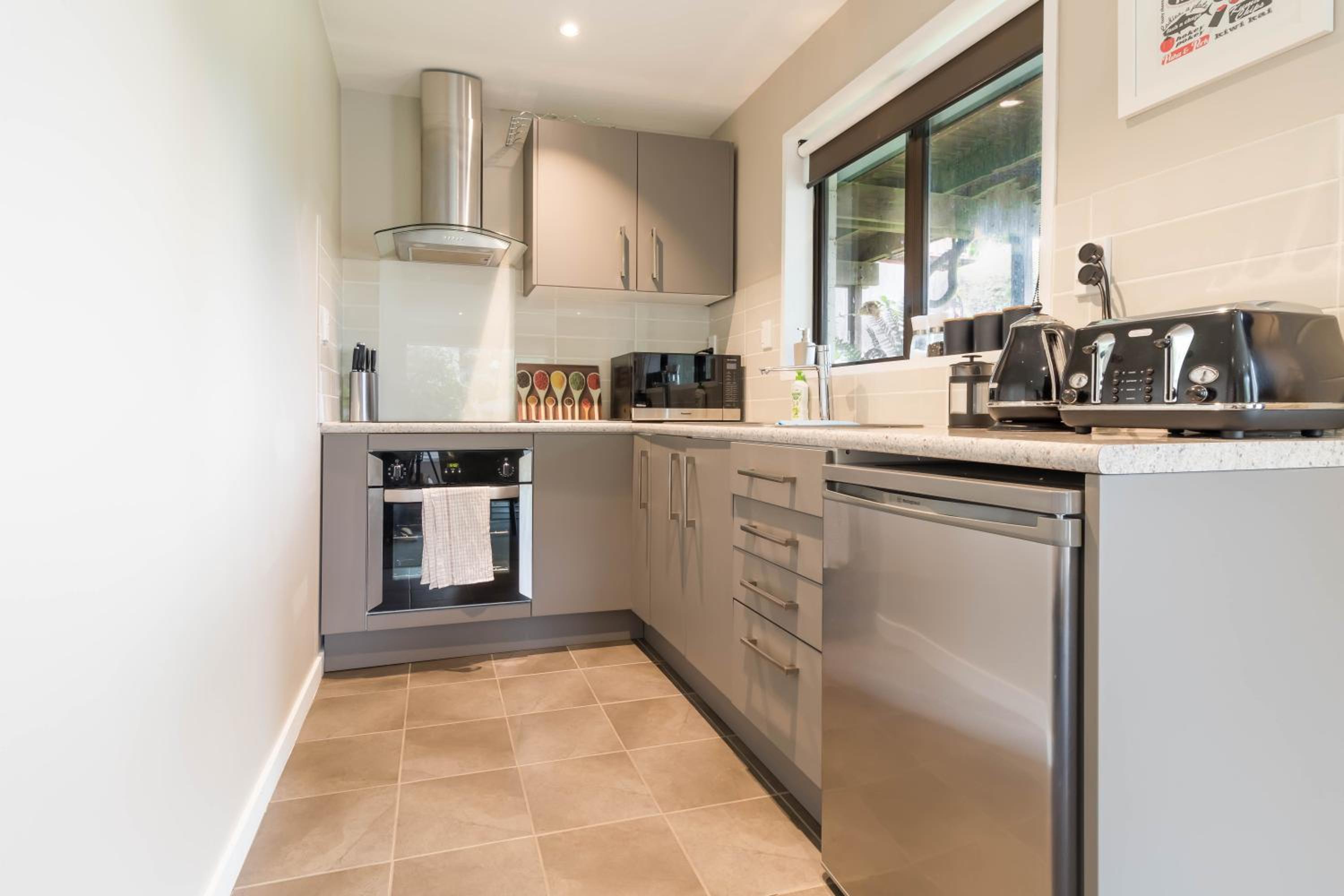 Greenstone Charm Stunning Views