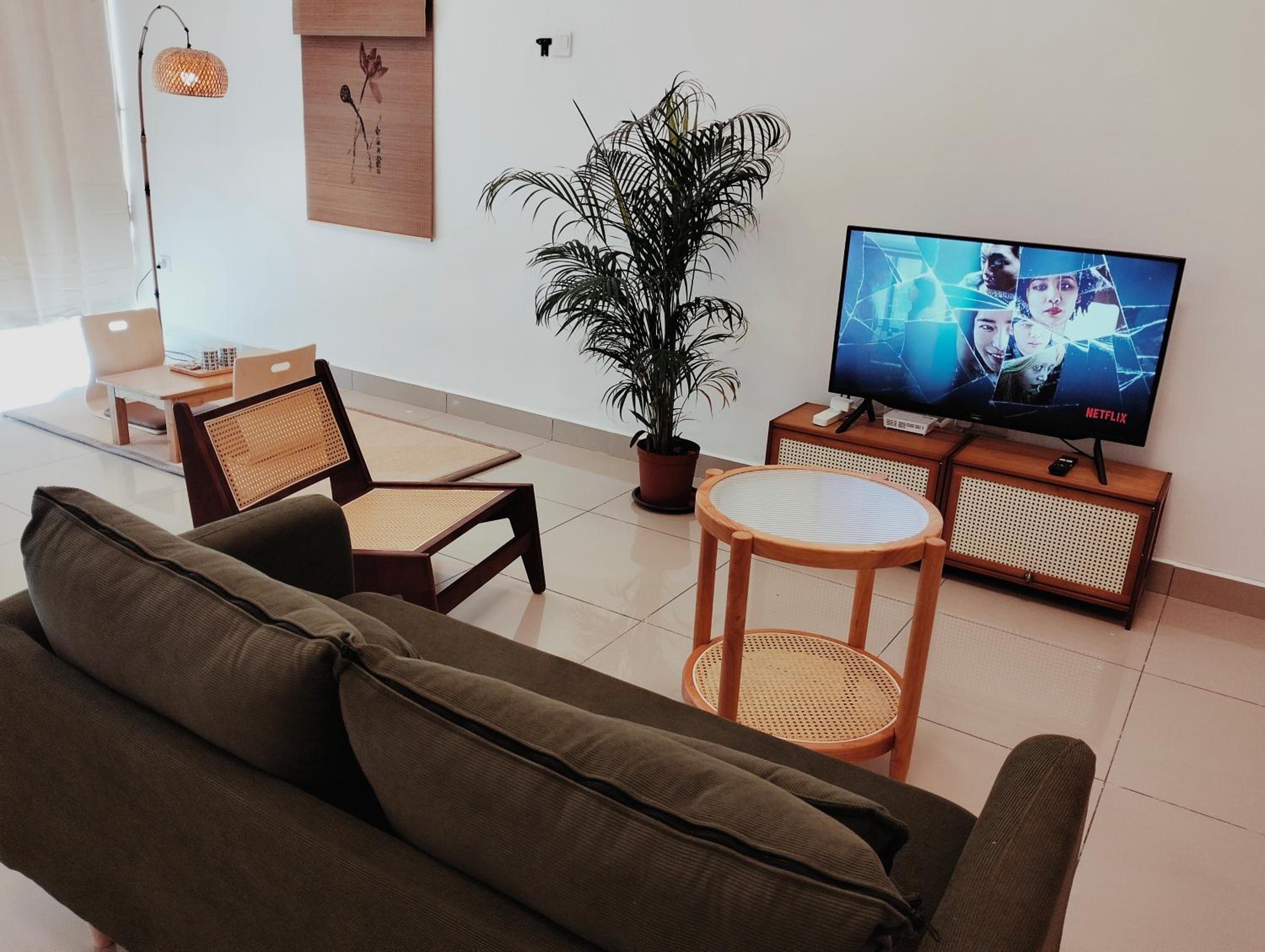 021 NO DEPO Palazio Apt Japanese style Studio Mount Austin Wifi & Netflix