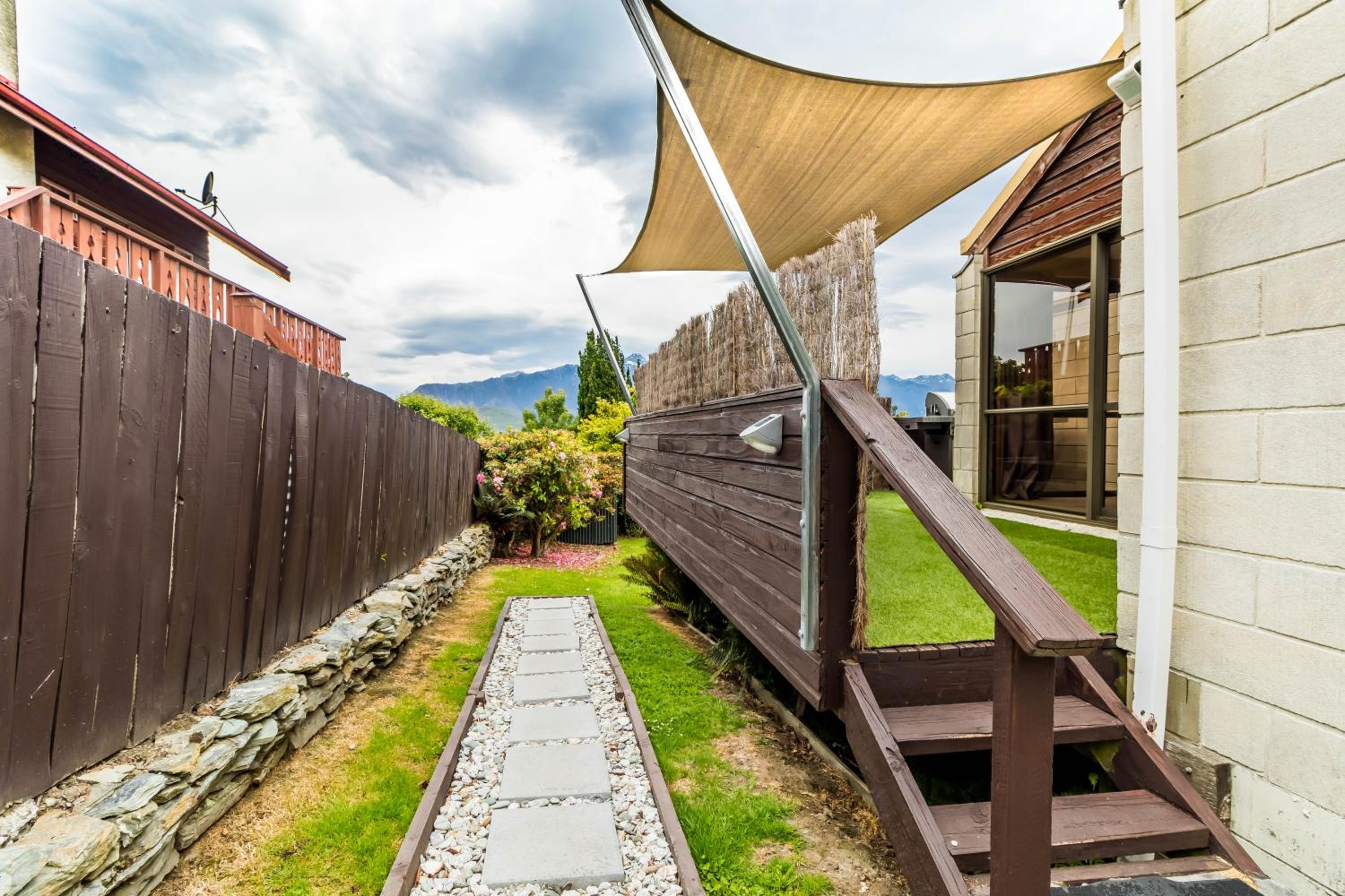 Greenstone Charm Stunning Views