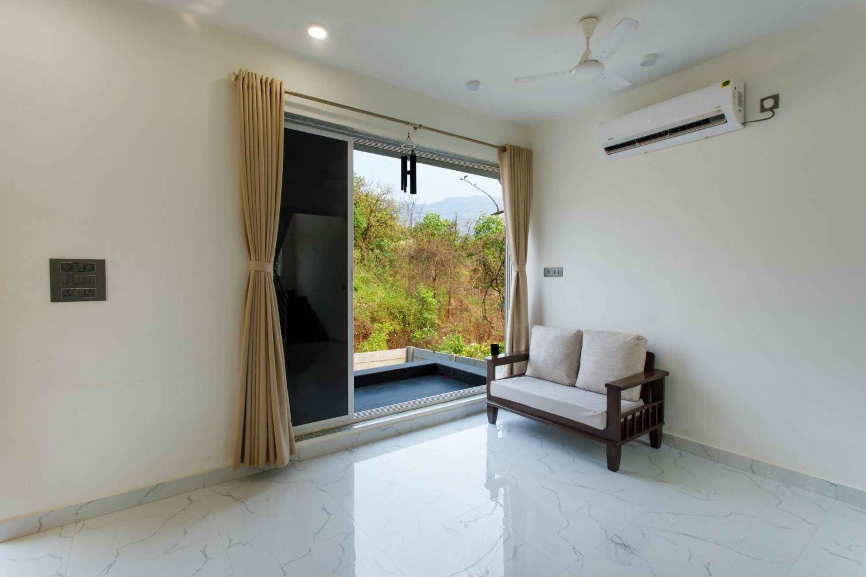 Aum Villa Pet Friendly view 3