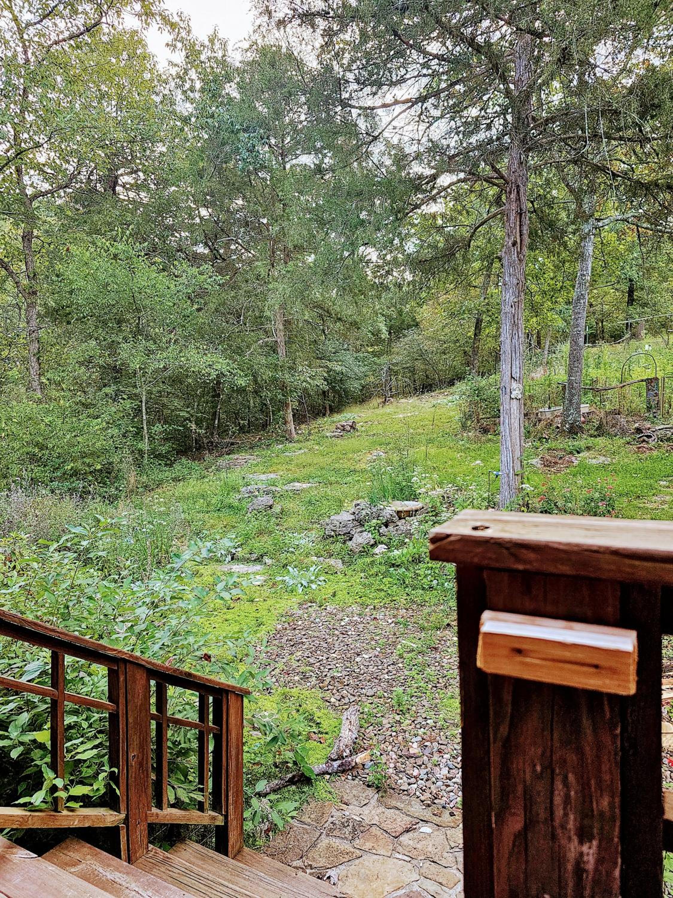 Private Forest Escape 7 Min to Downtown