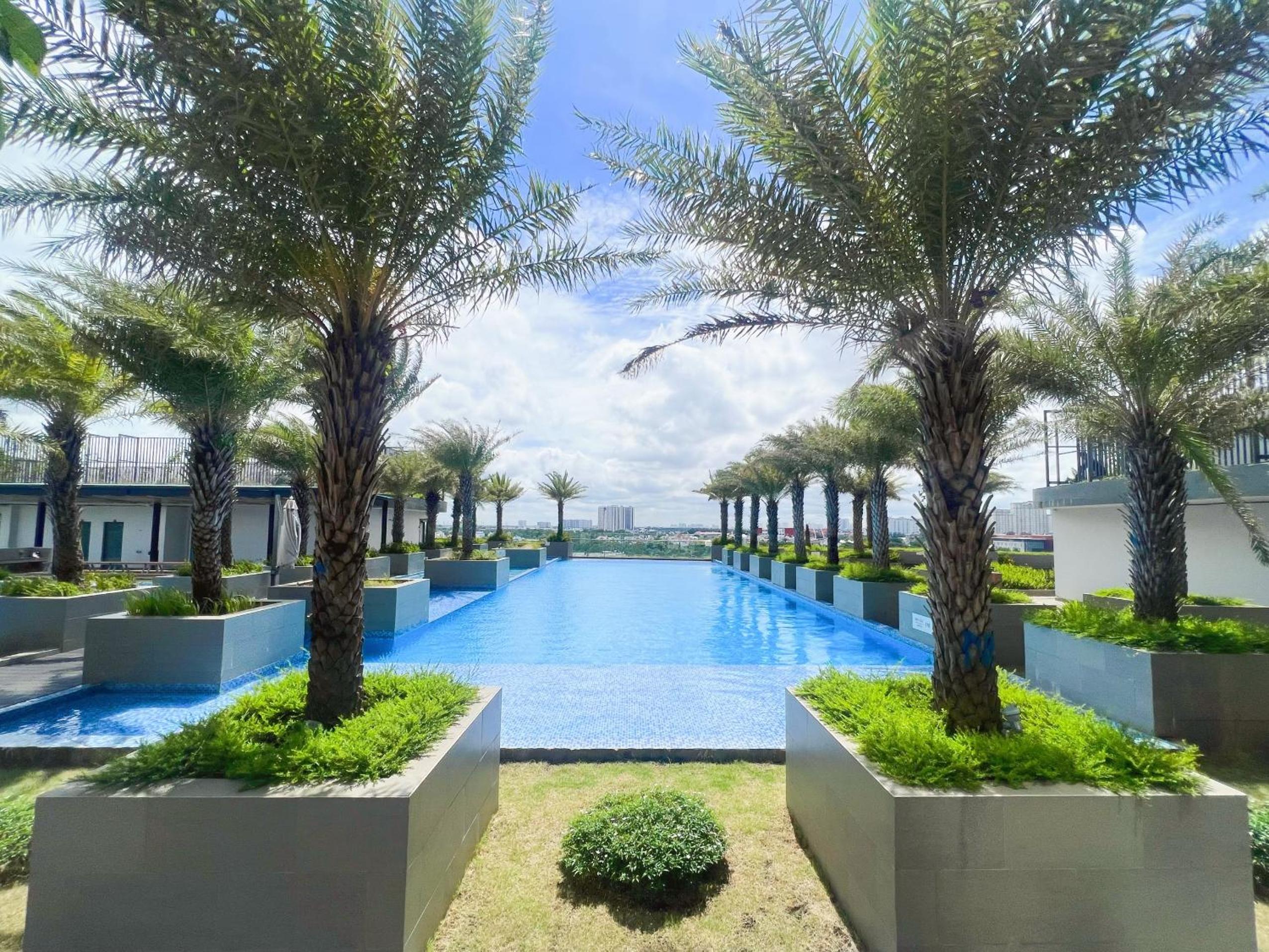 Pool-view Apt Near Korean Town in Ho Chi Minh
