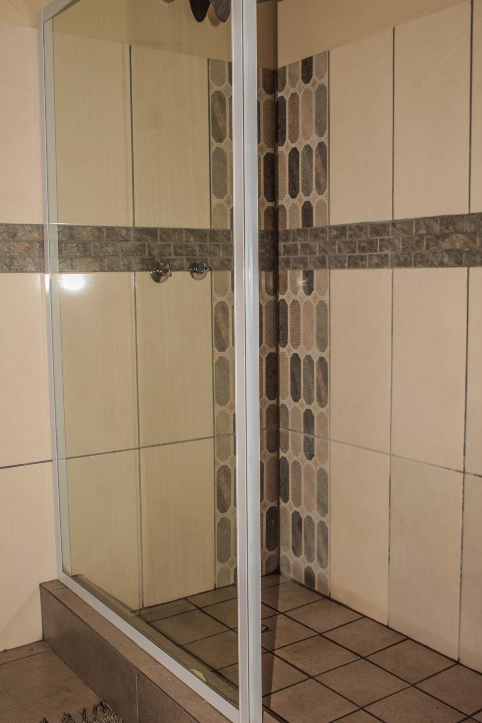 Photo 34