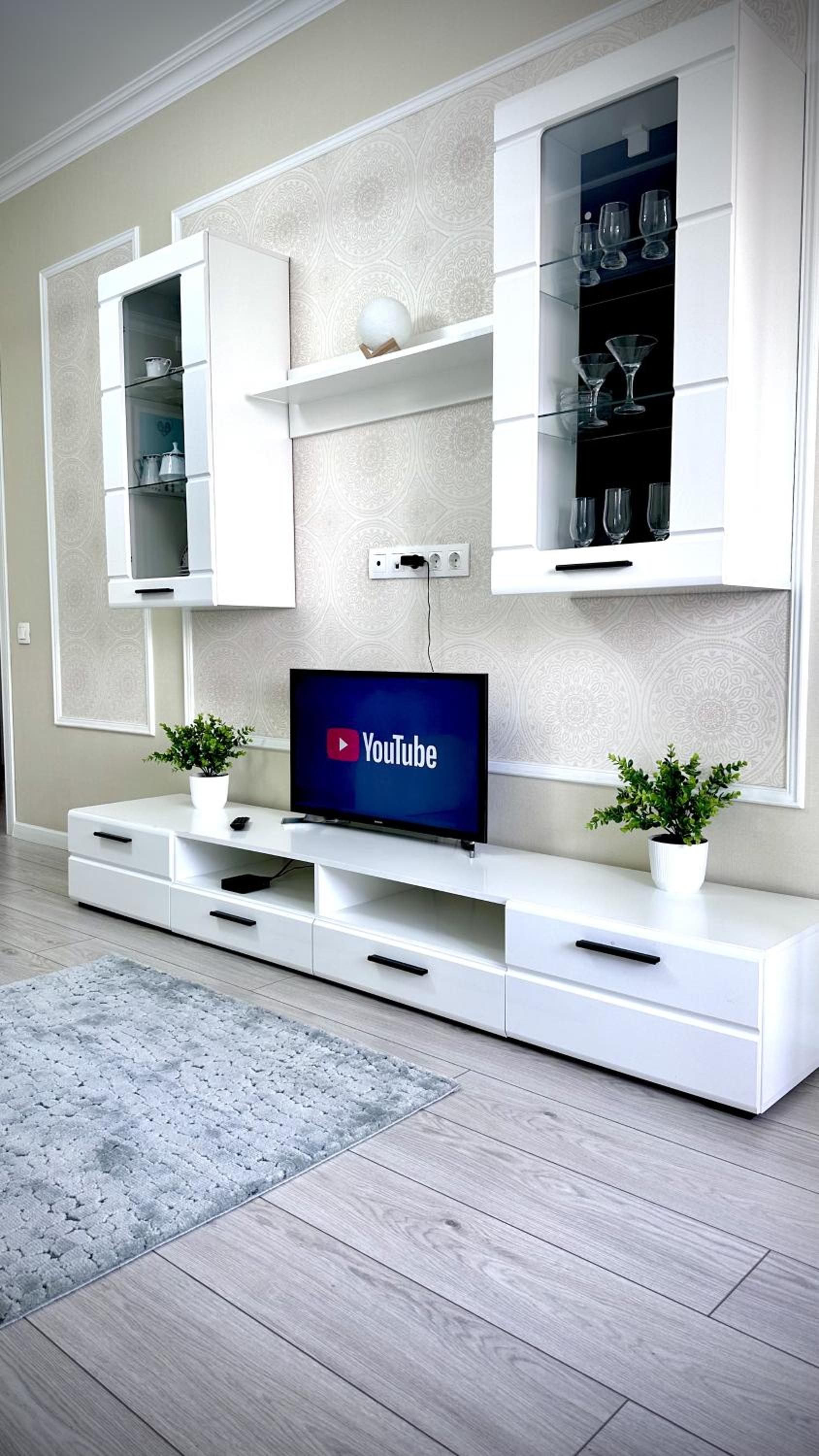 Новая квартира с красивым видом на горы view 3