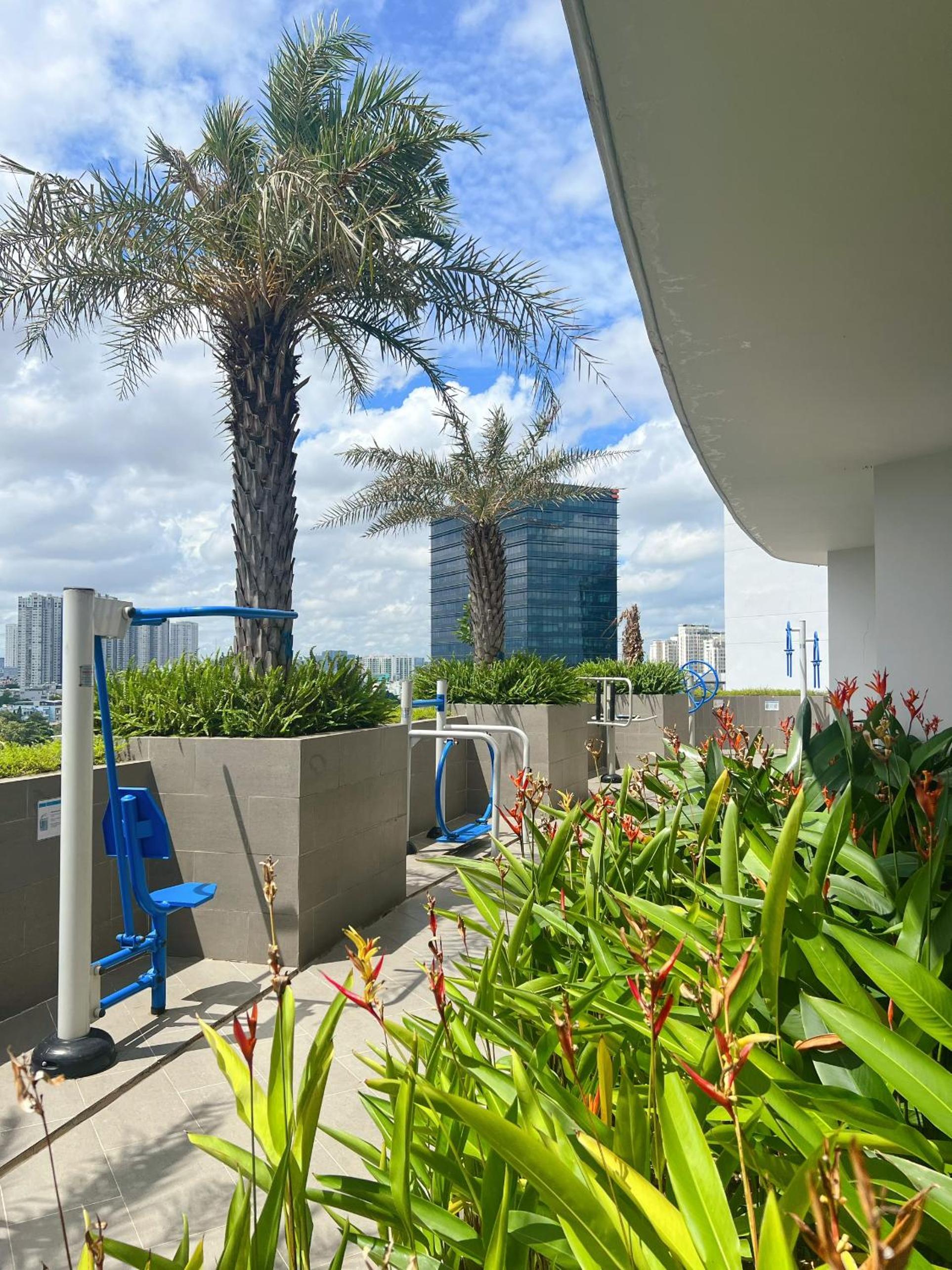 Pool-view Apt Near Korean Town in Ho Chi Minh