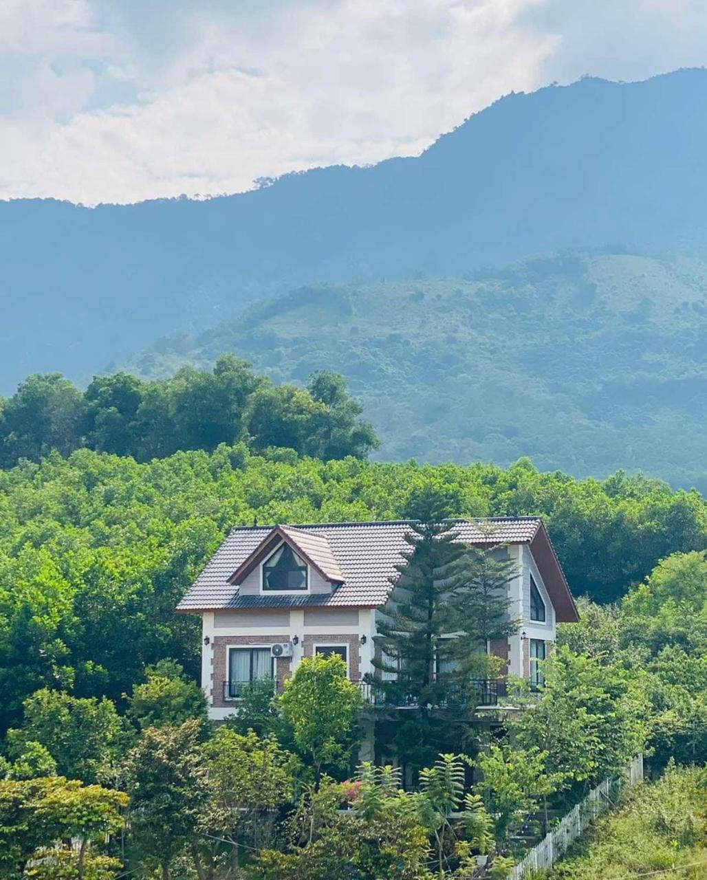 La Rose Jardin Villa - Melorita Hòa Lạc
