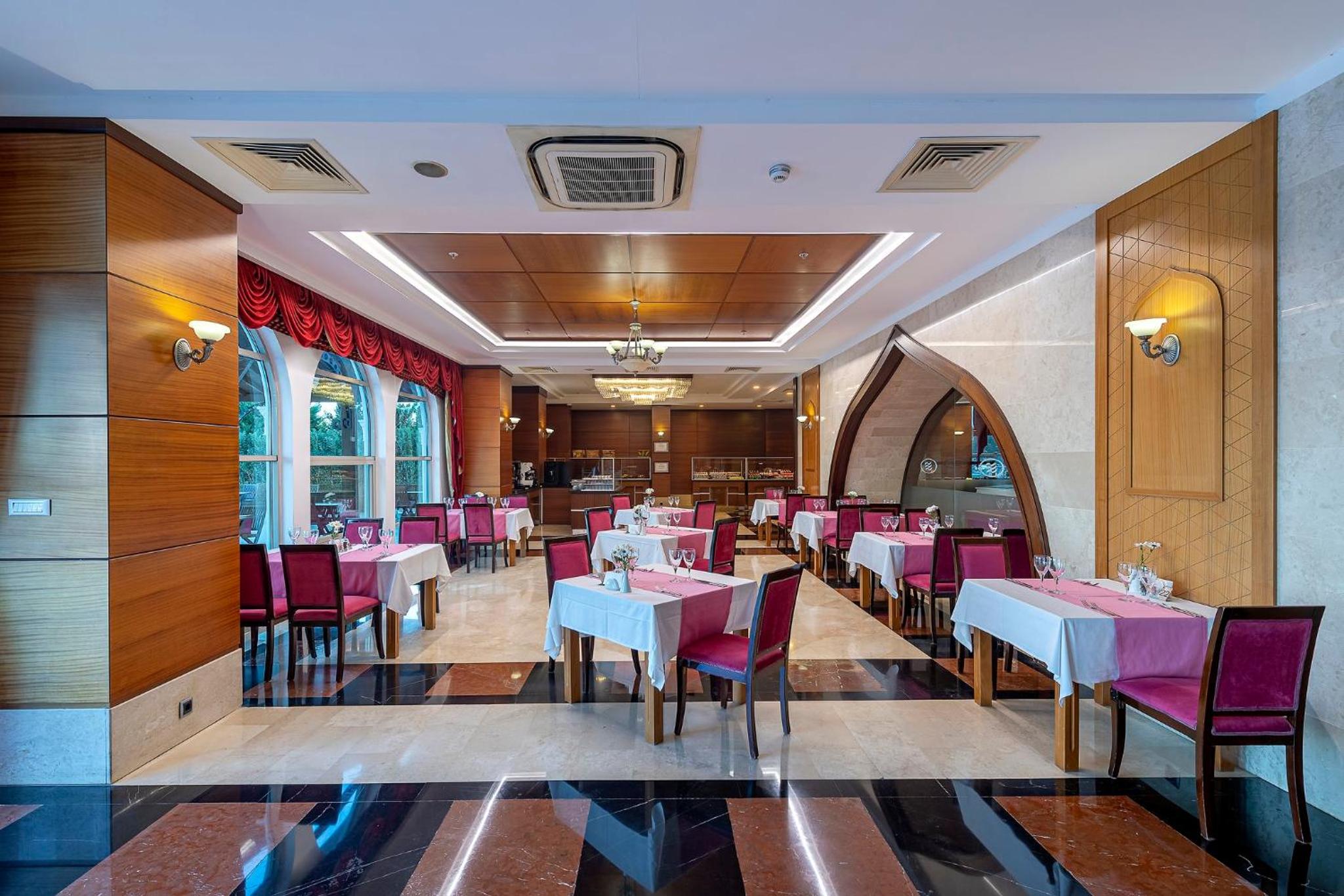 Crowne Plaza Antalya, an IHG Hotel - Image 60