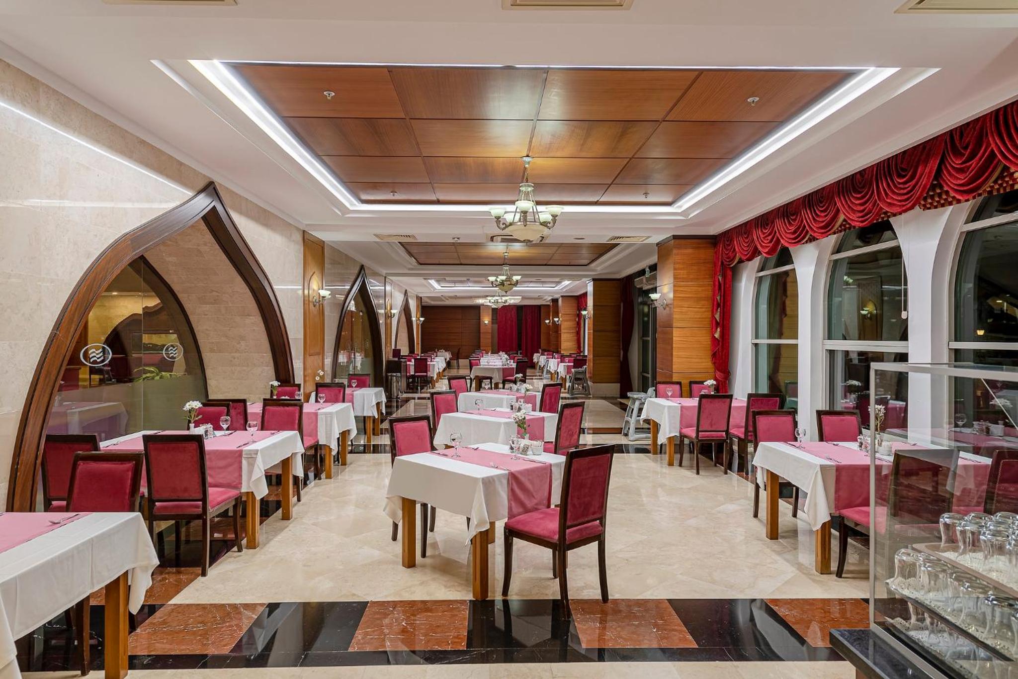 Crowne Plaza Antalya, an IHG Hotel - Image 45