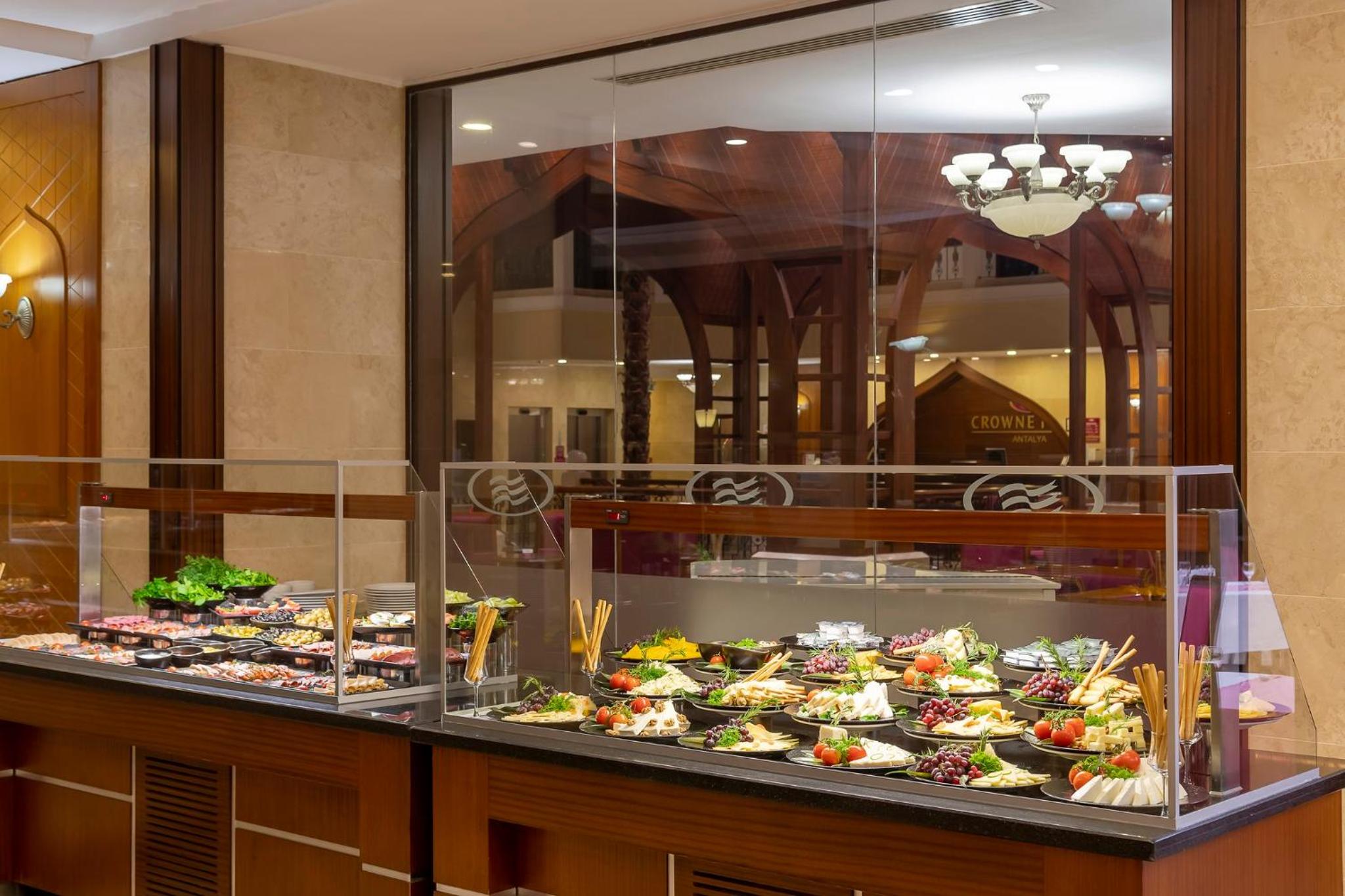 Crowne Plaza Antalya, an IHG Hotel - Image 131