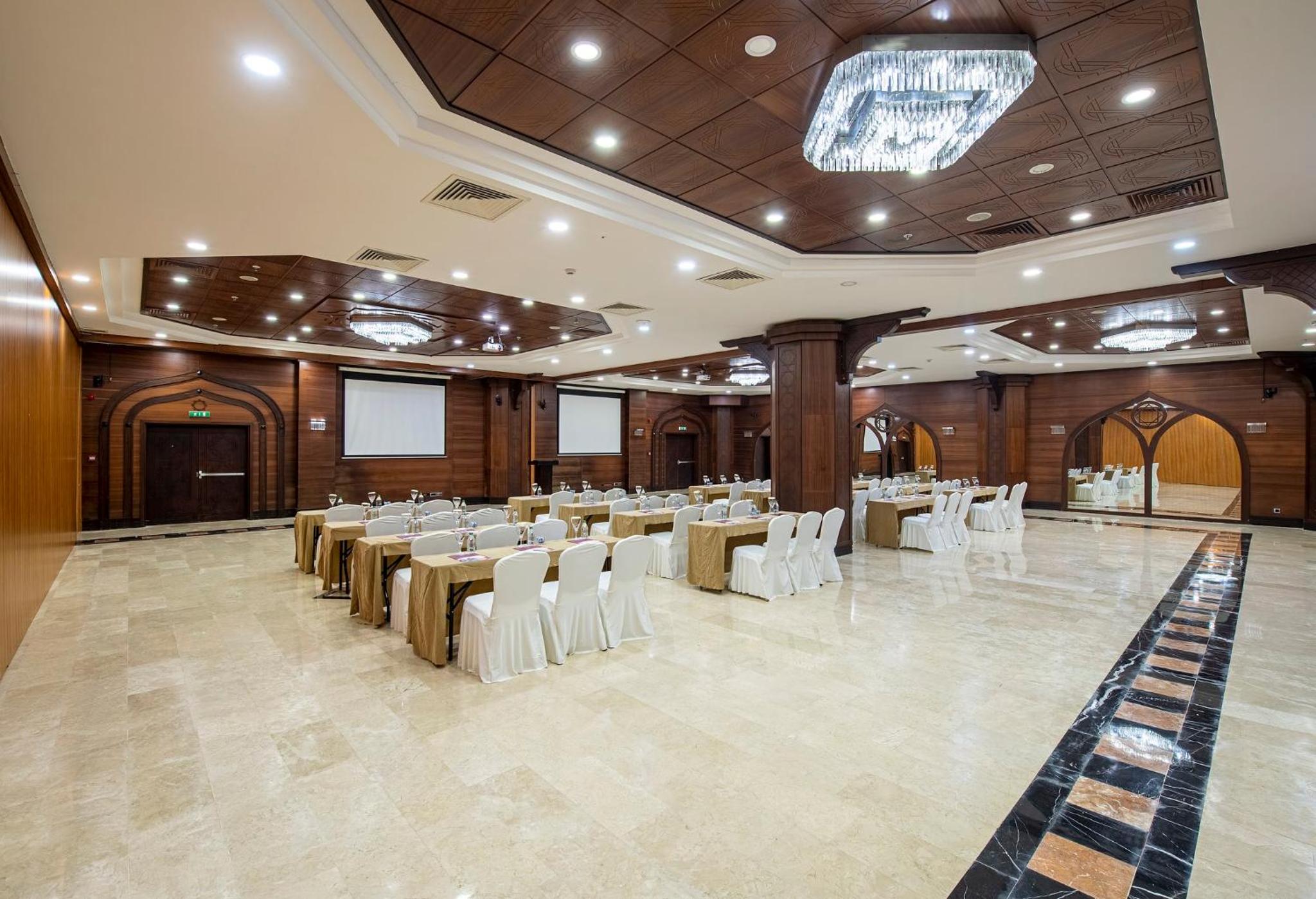 Crowne Plaza Antalya, an IHG Hotel - Image 38