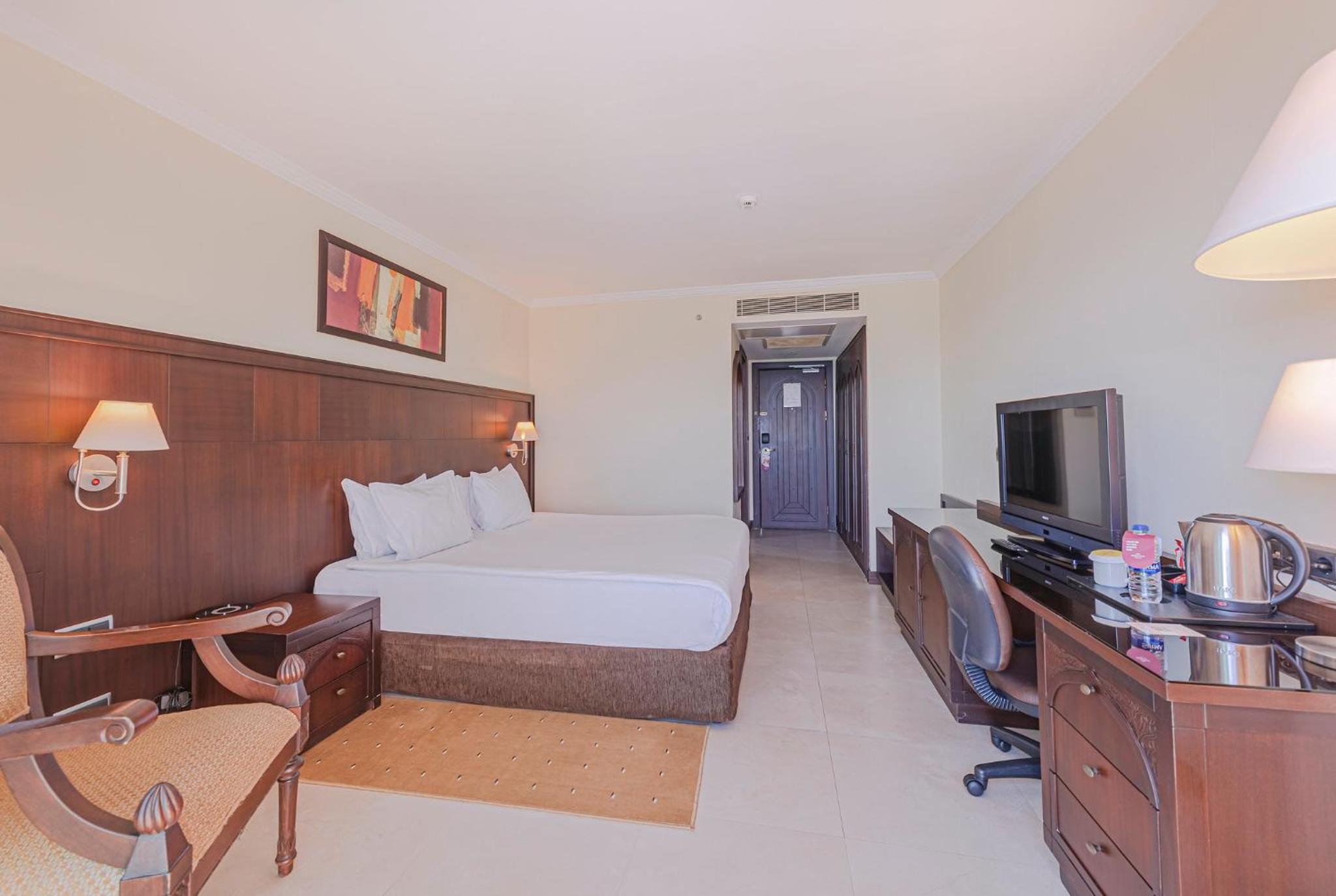 Crowne Plaza Antalya, an IHG Hotel - Image 71