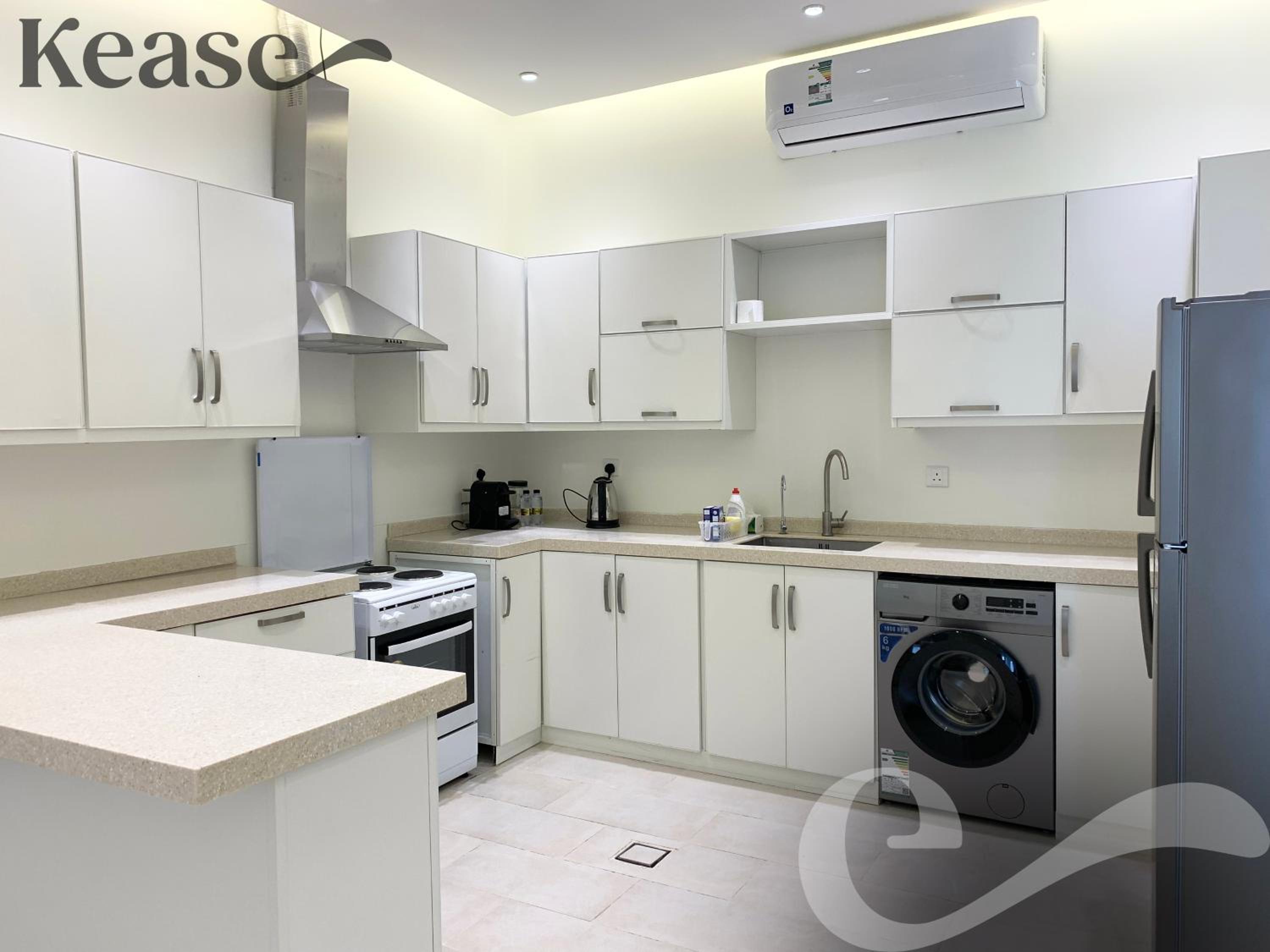 Kease Yasmin E-3 Royal touch GX80