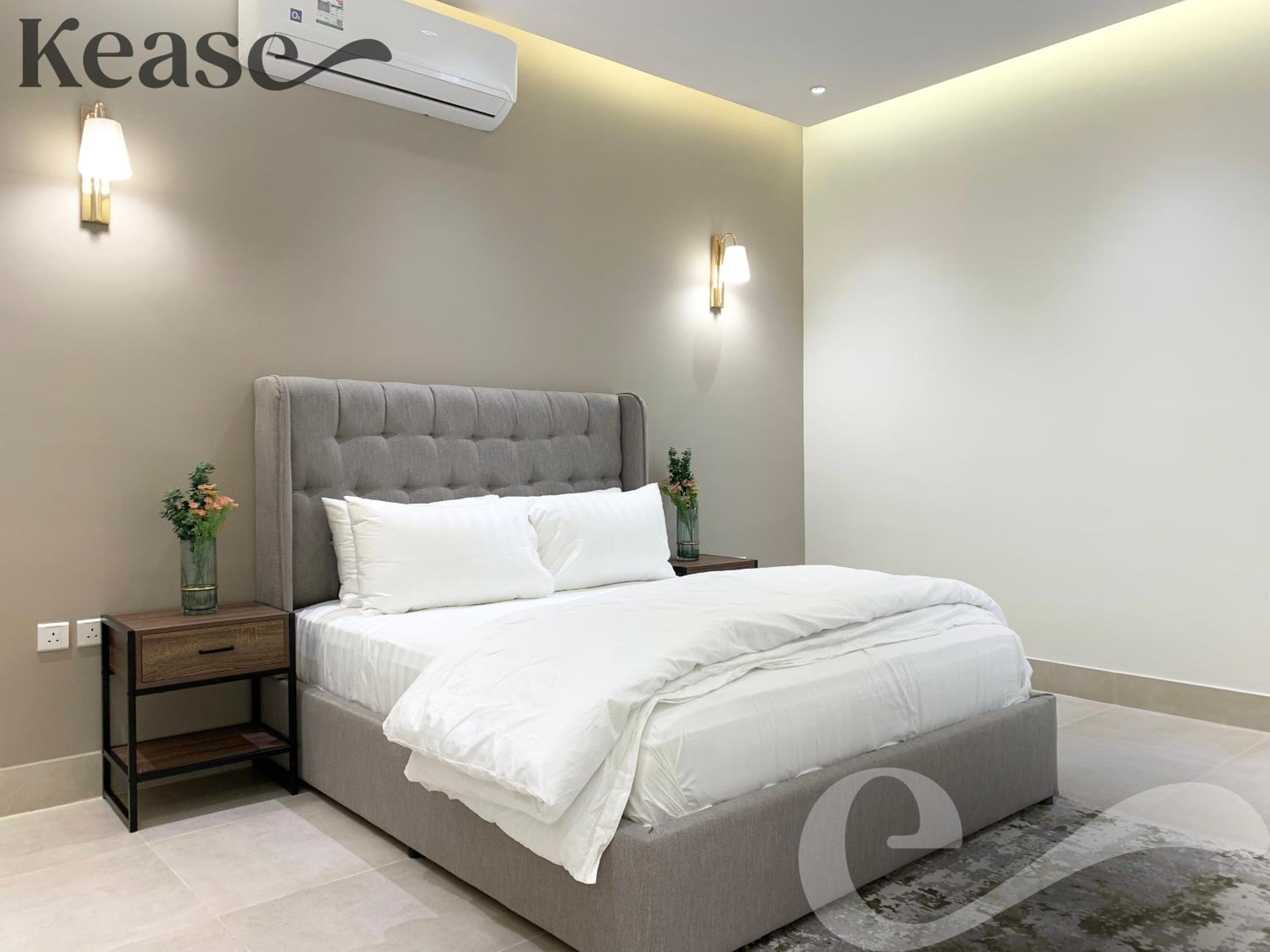 Kease Yasmin E-3 Royal touch GX80