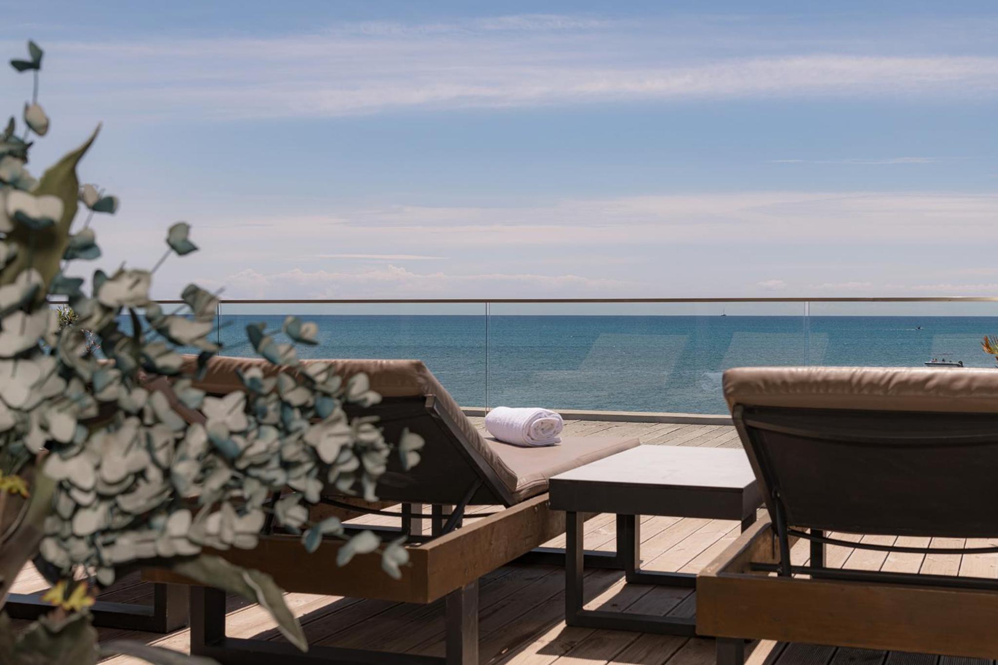 CP Seafront Suites