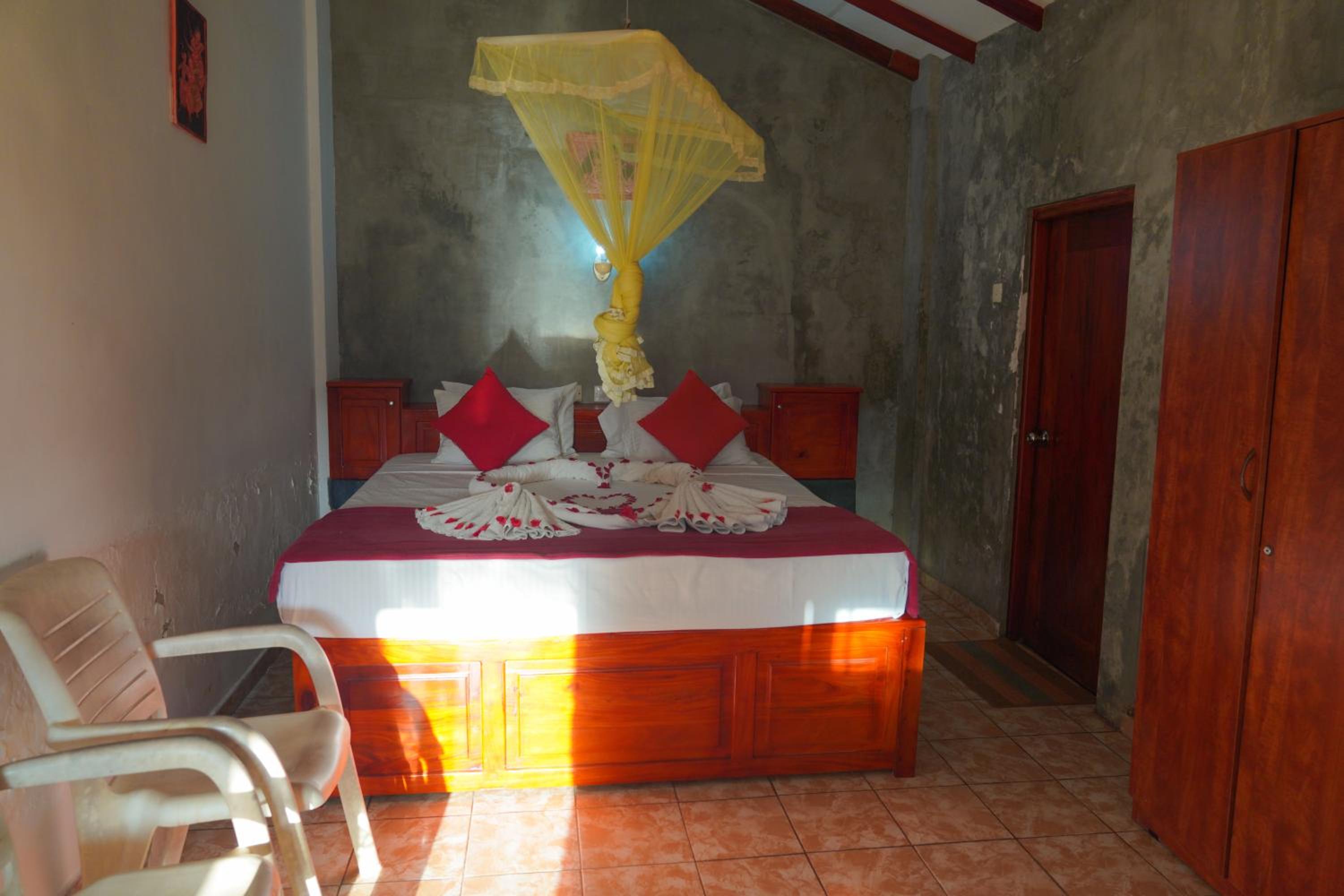 Shanthi Beach Resort