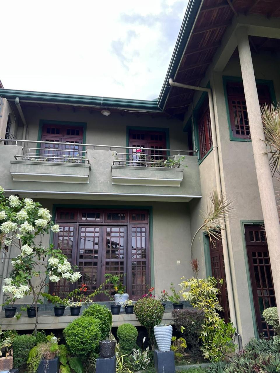 BELLWOOD HOUSE