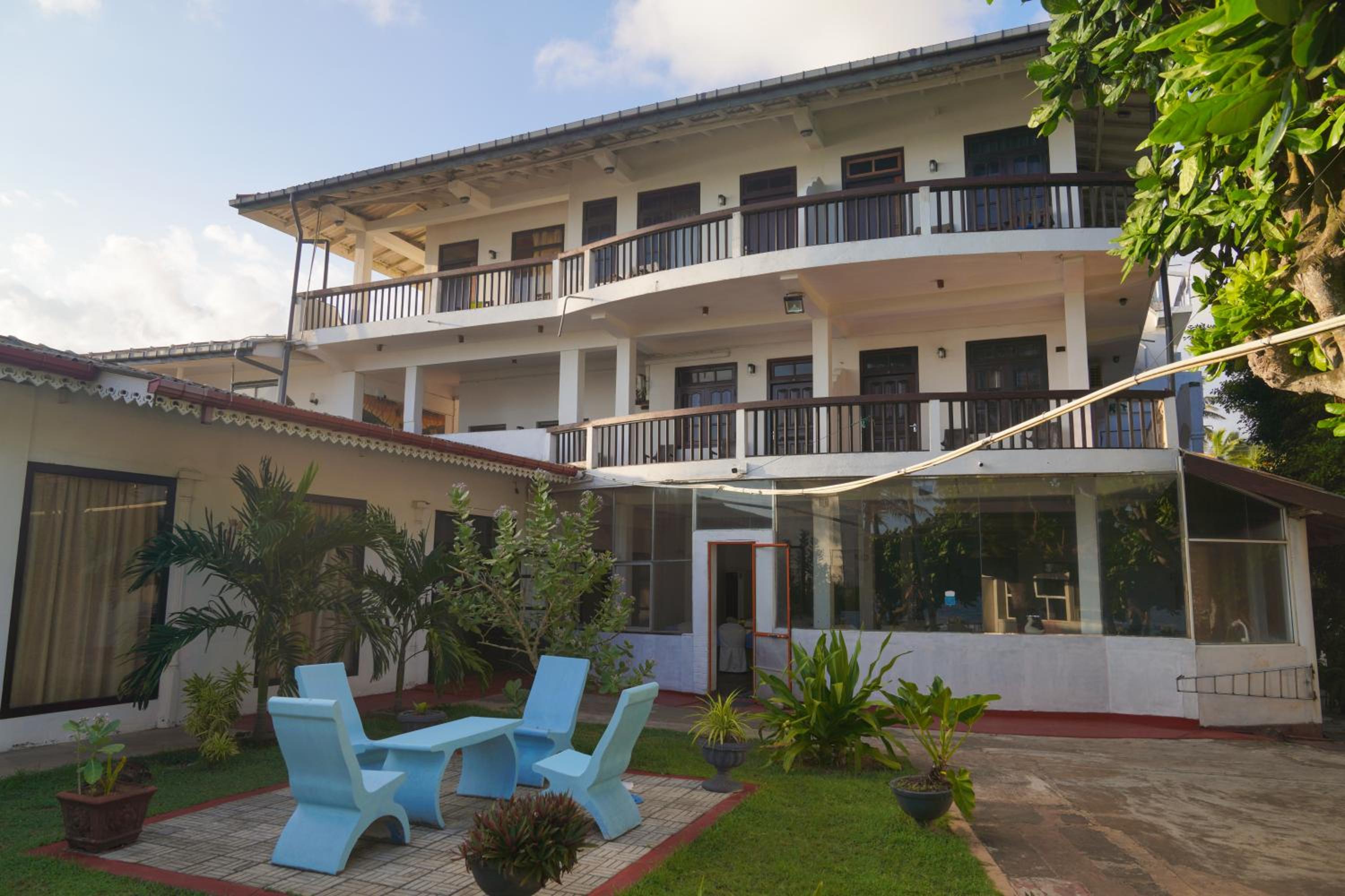 Shanthi Beach Resort