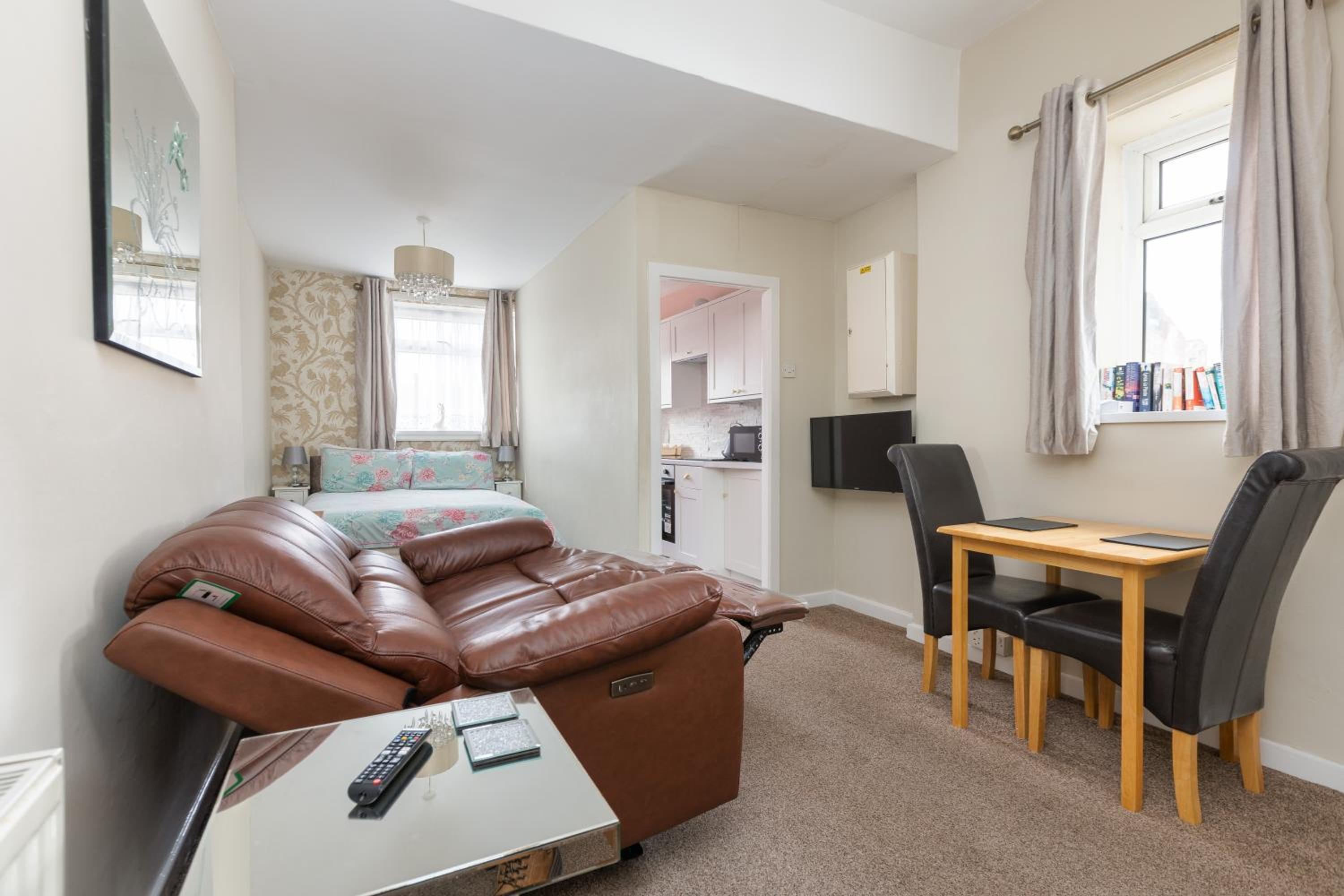 Beachcliffe Holiday Apartments