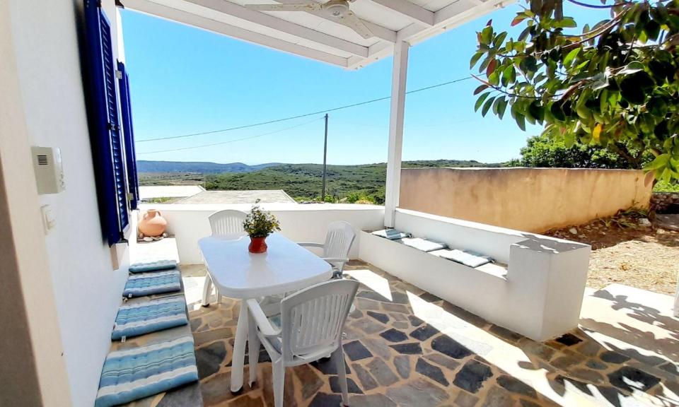Tsipouras House