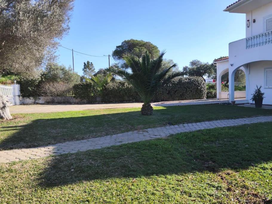 Large very spacious modern 4 Bedroom sleep 8 to 10 view 5