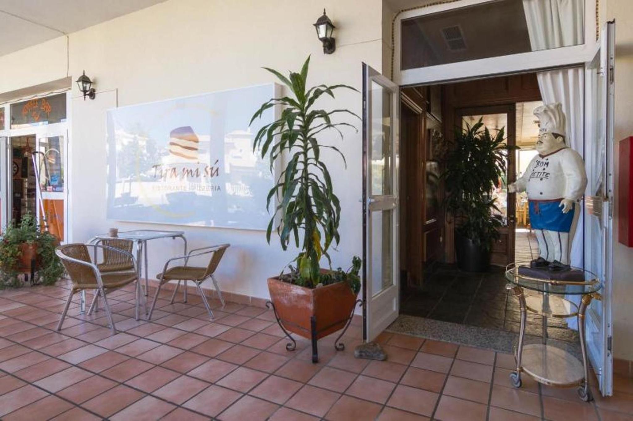 Sunny Apartment Al-Sakia, Quarteira, Vilamoura view 2
