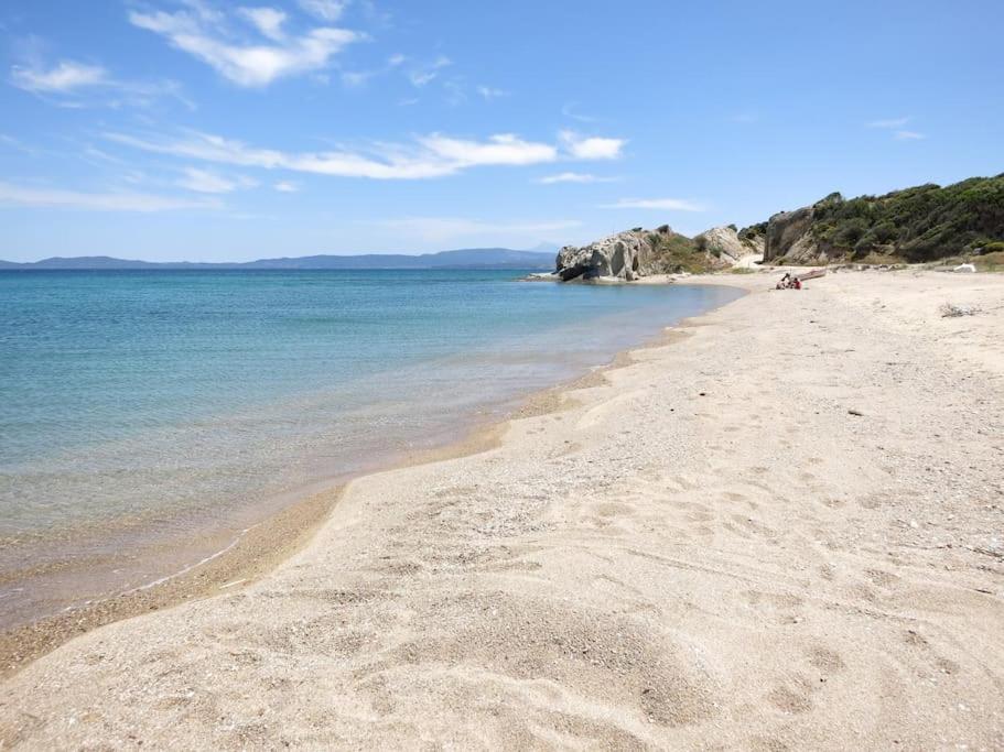 Christina's beach house (Gavriadia Ierissos) view 2