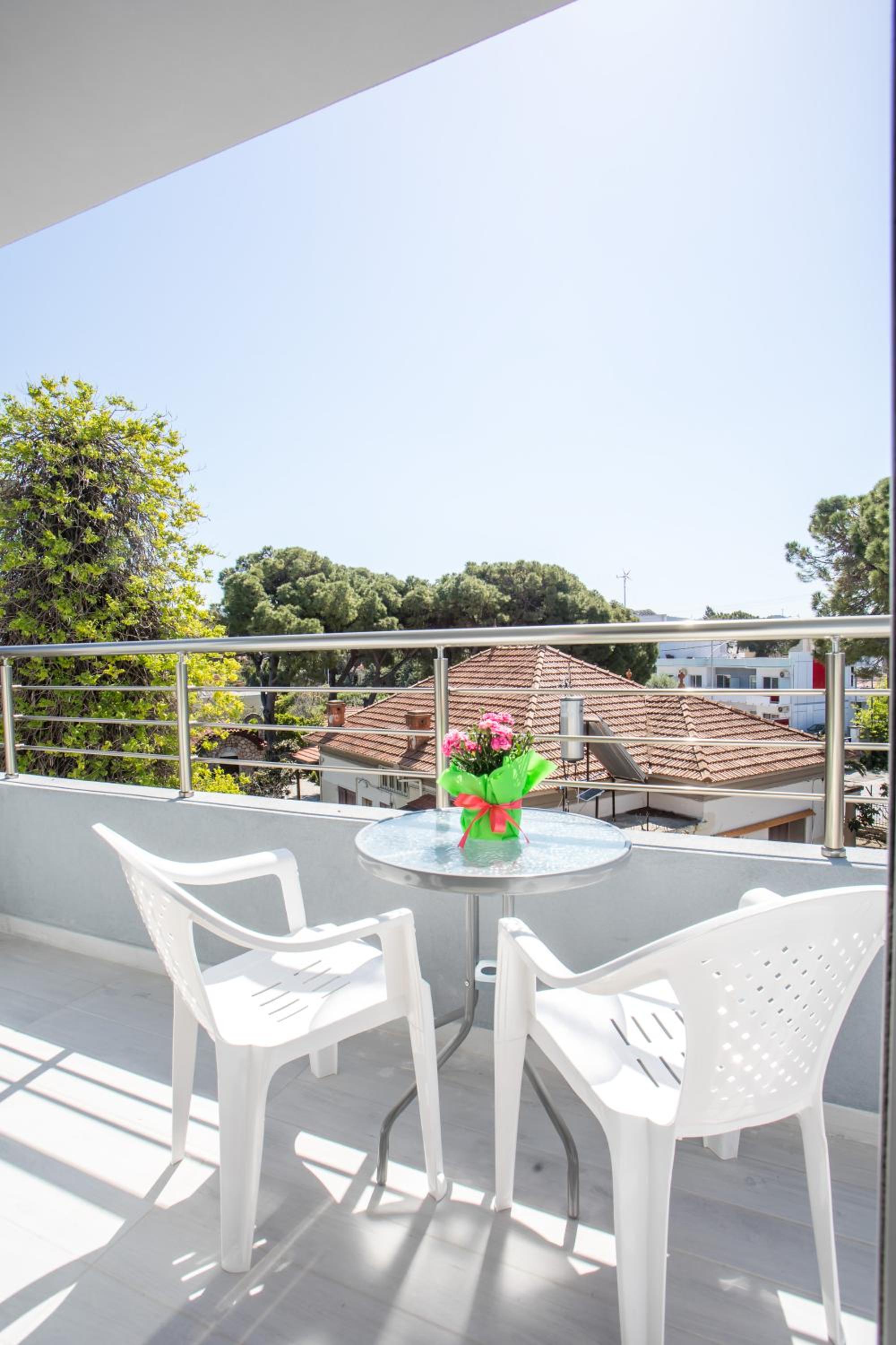 Economisa Apartments