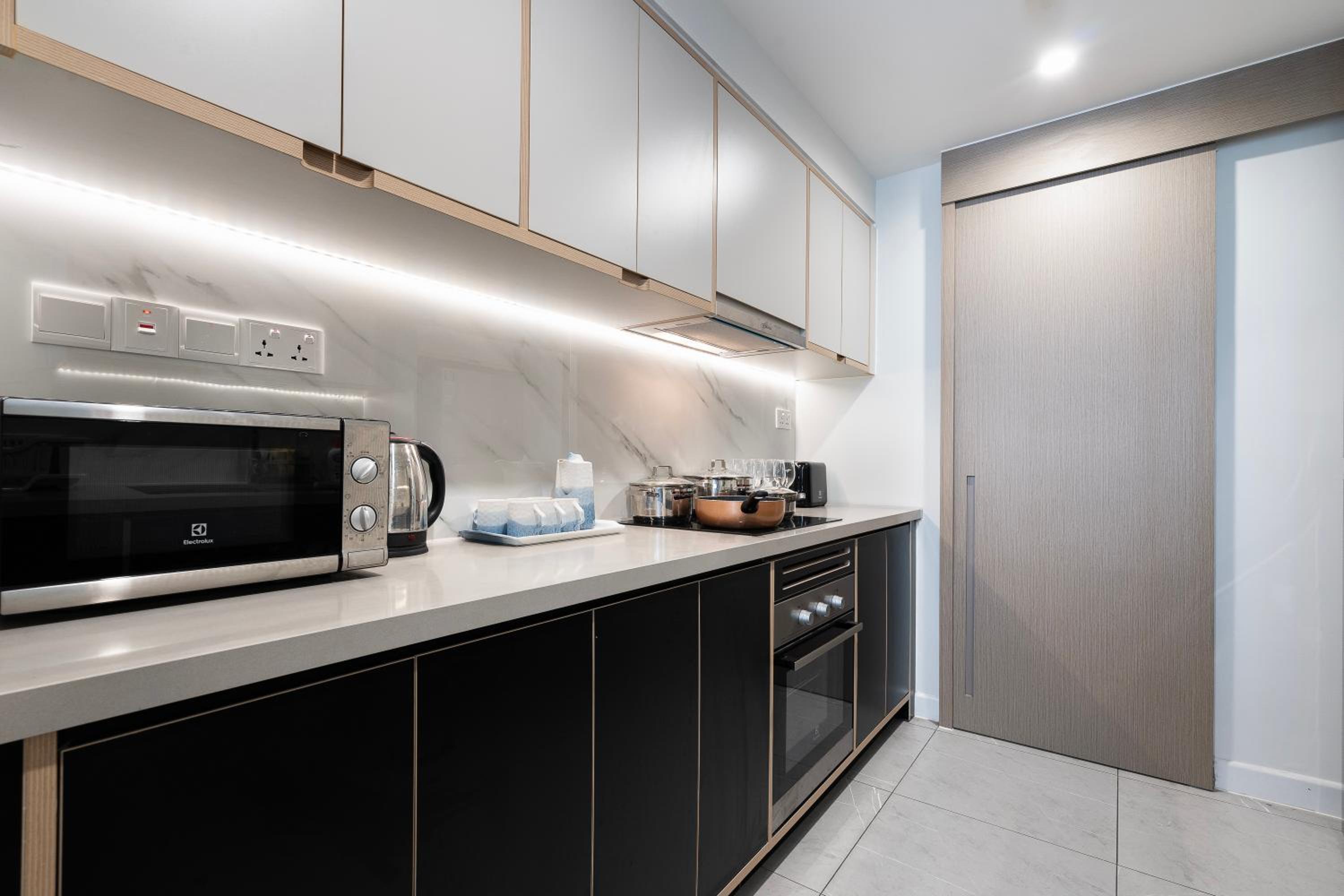 Zenity Aparmetn D1 3Bedroom 5star- good price YOLO HOME