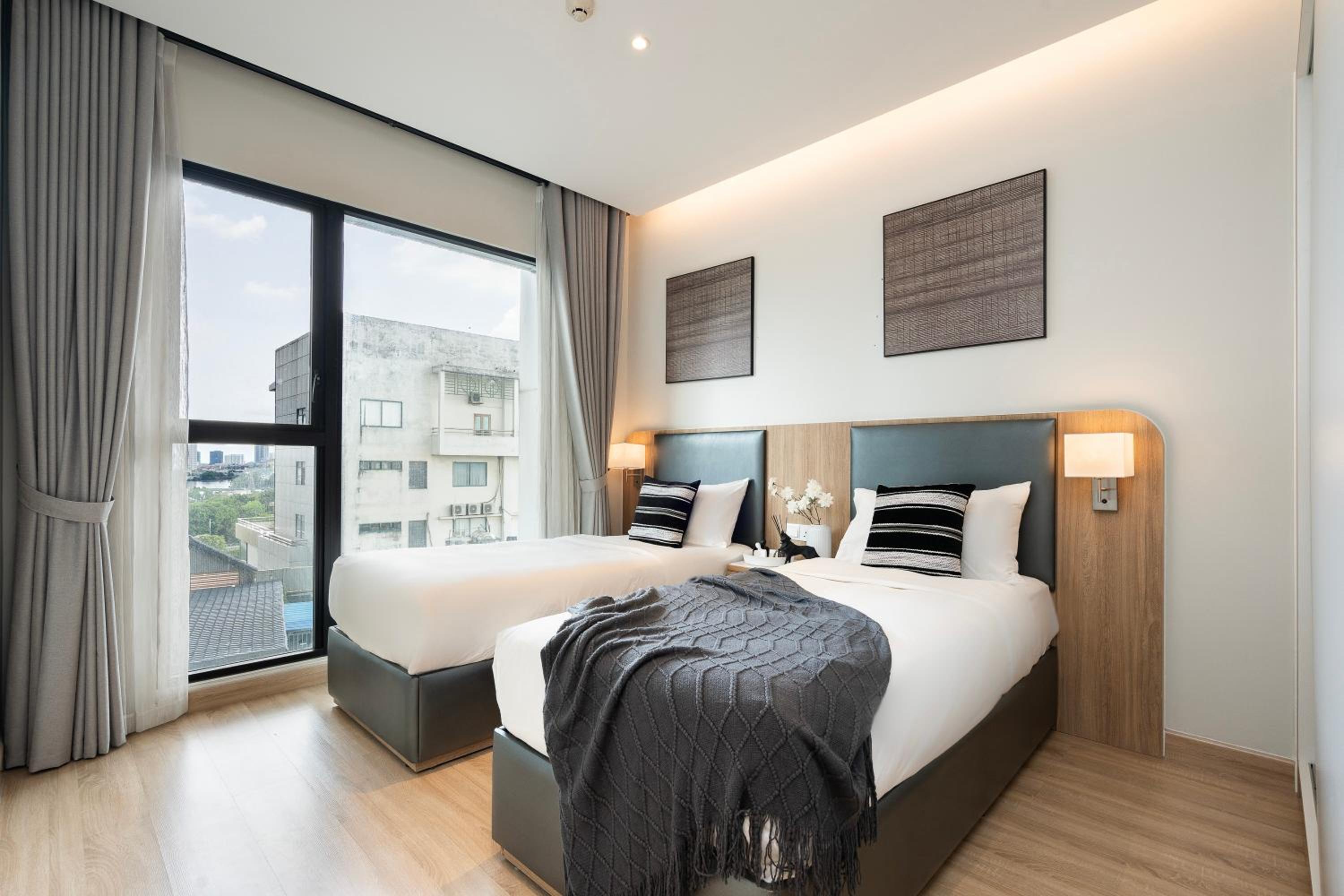 Zenity Aparmetn D1 3Bedroom 5star- good price YOLO HOME