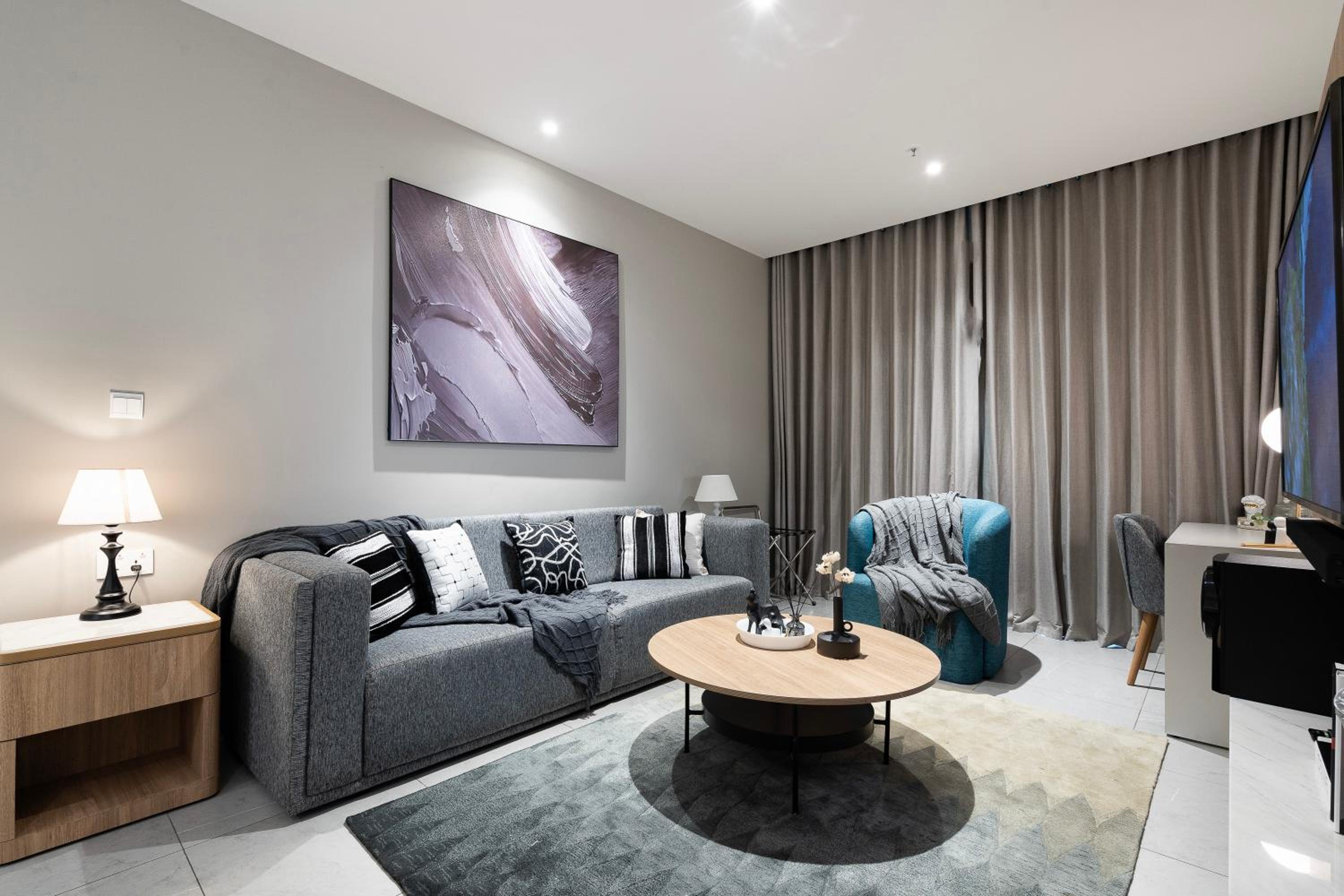 Zenity Aparmetn D1 3Bedroom 5star- good price YOLO HOME