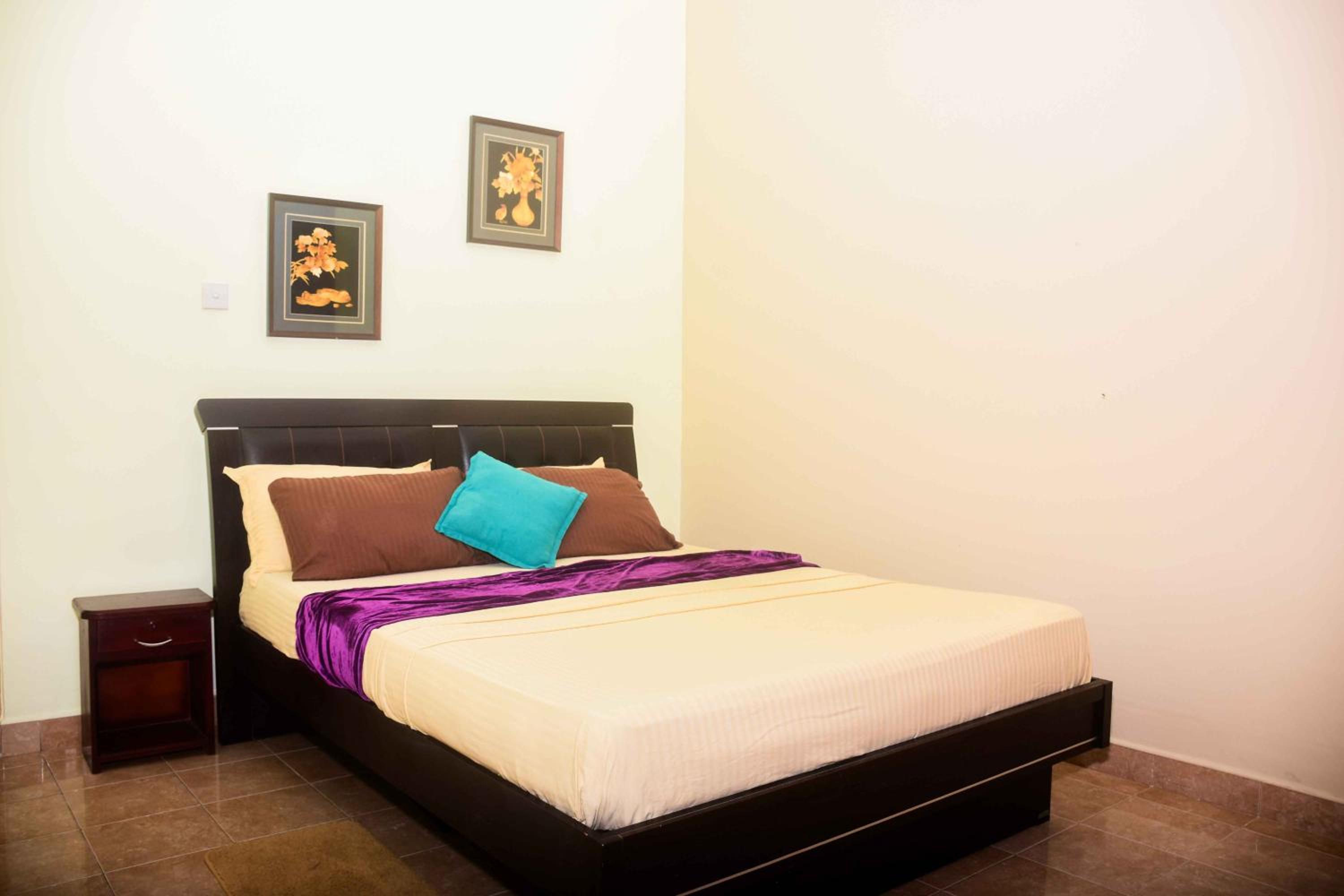 Yala River Face Inn