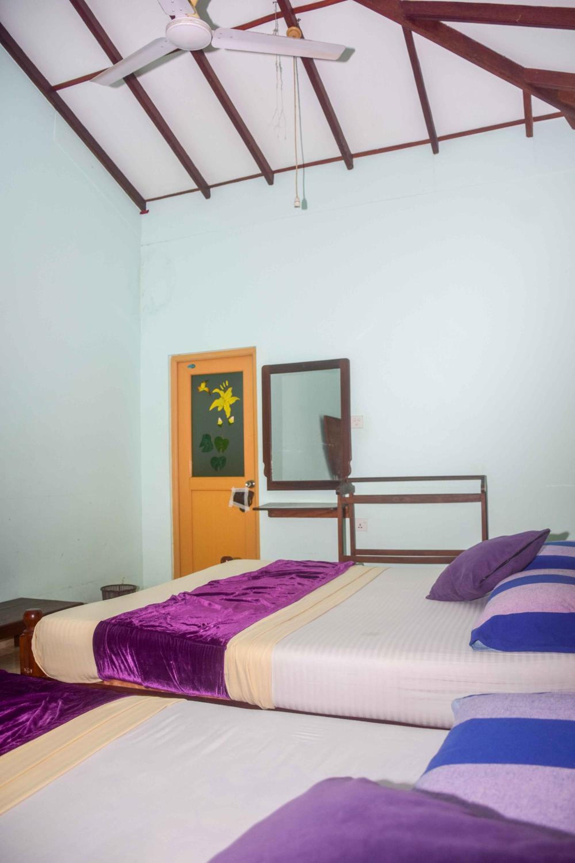 Yala River Face Inn
