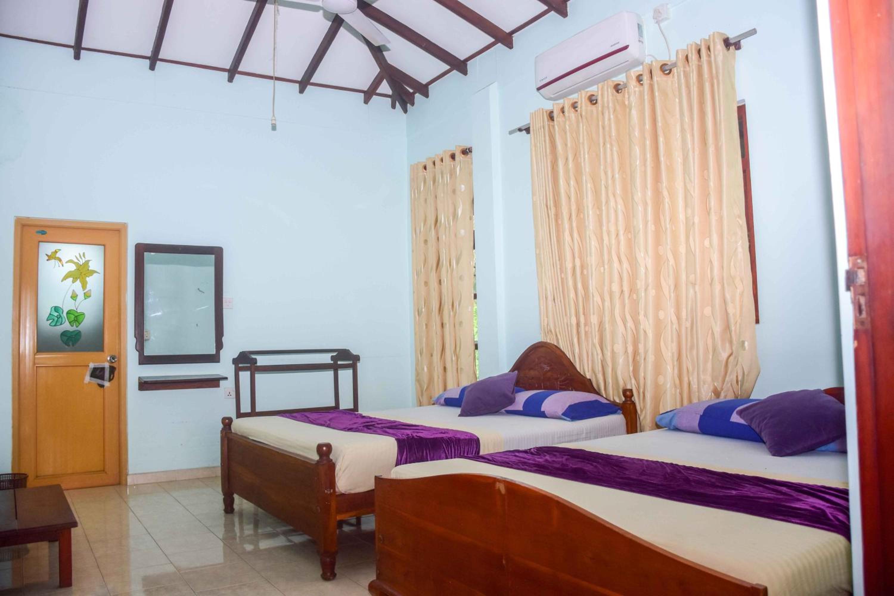 Yala River Face Inn