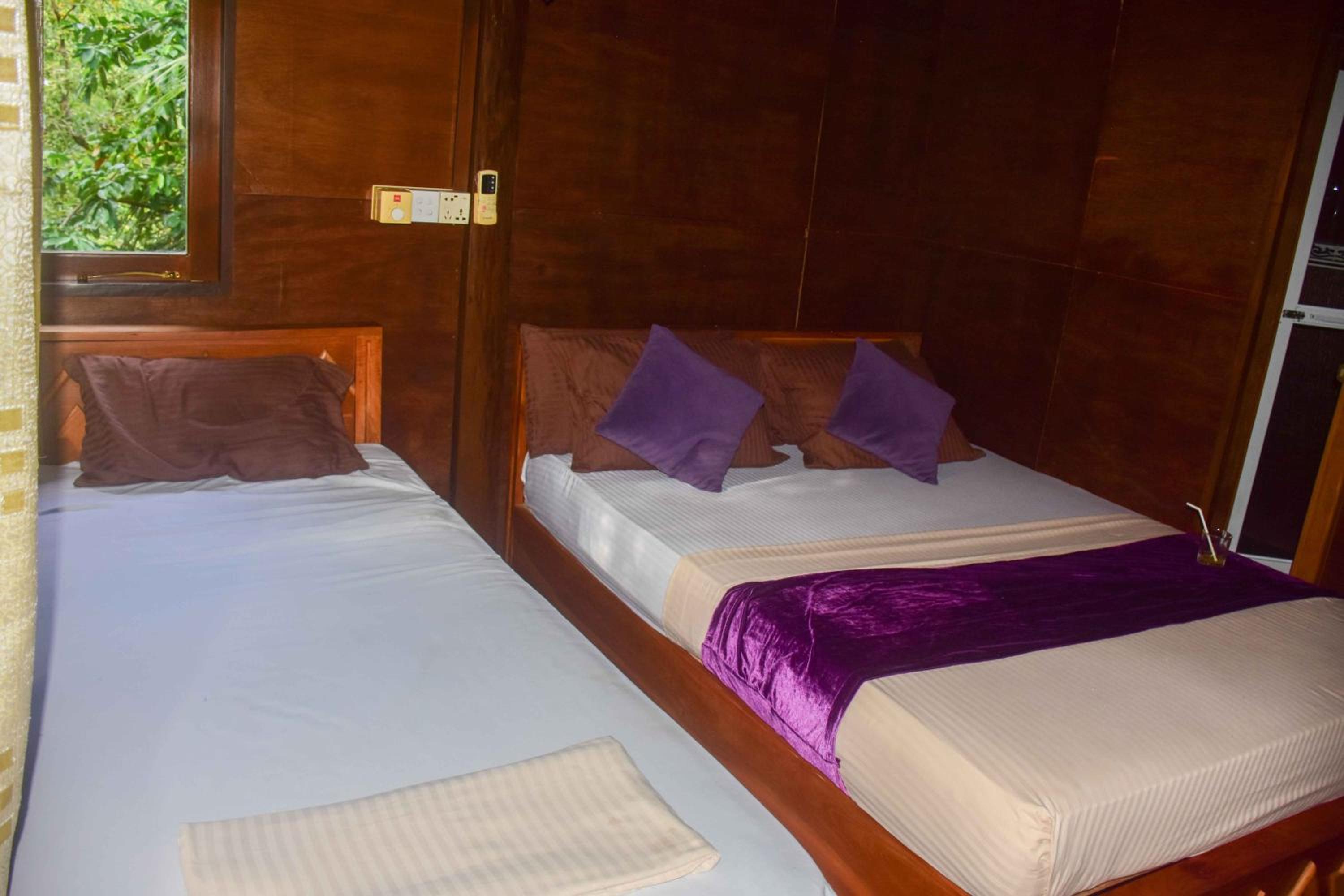 Yala River Face Inn