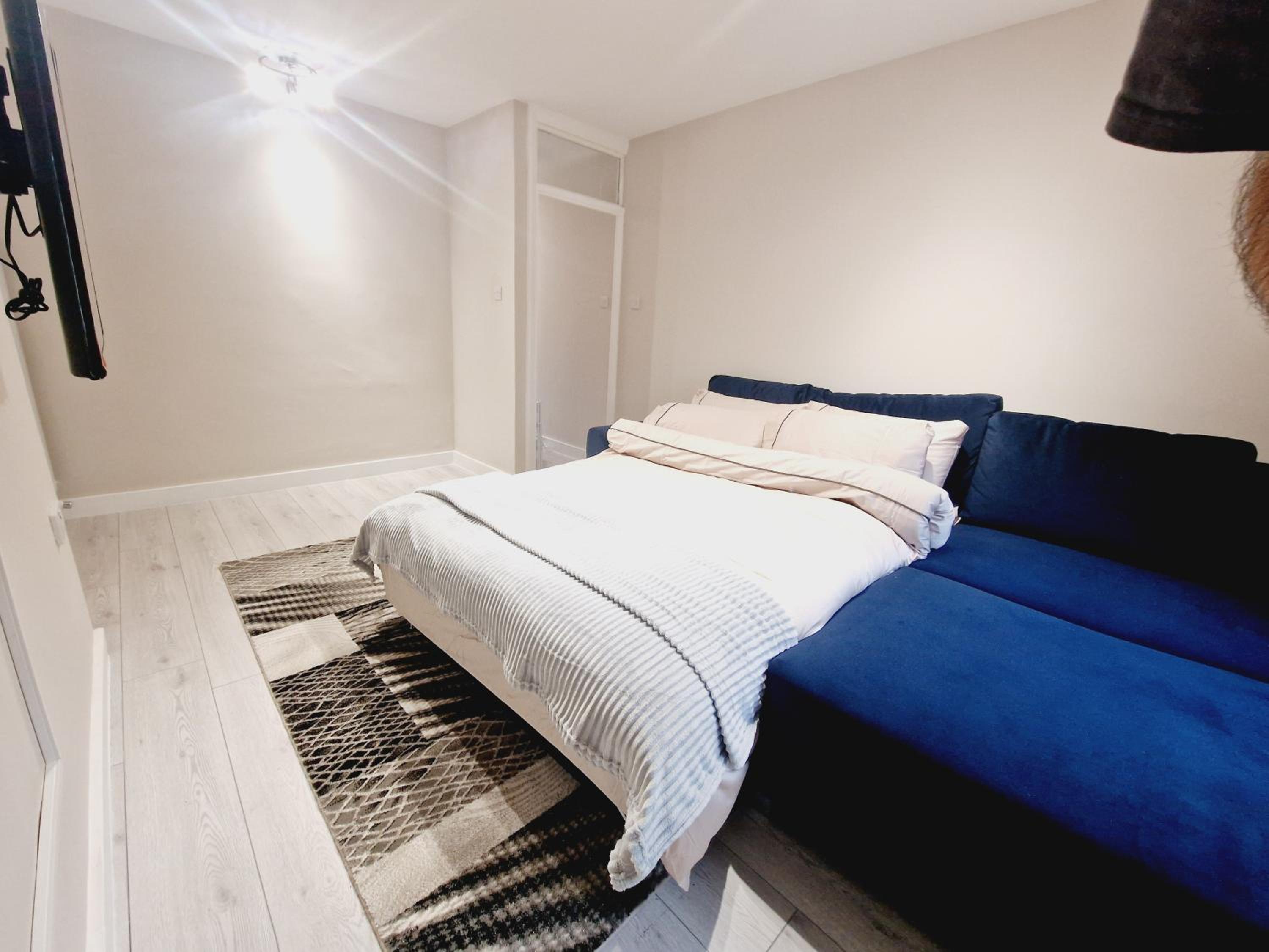 Cosy studio Victoria