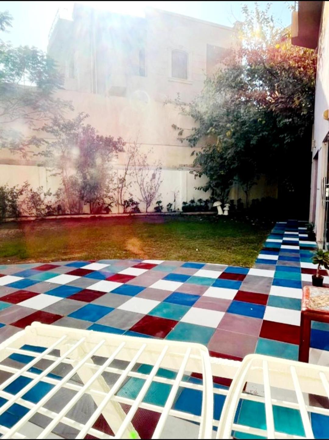 3-bedroom apartment with private garden, Sheikh Zayed City center view 3