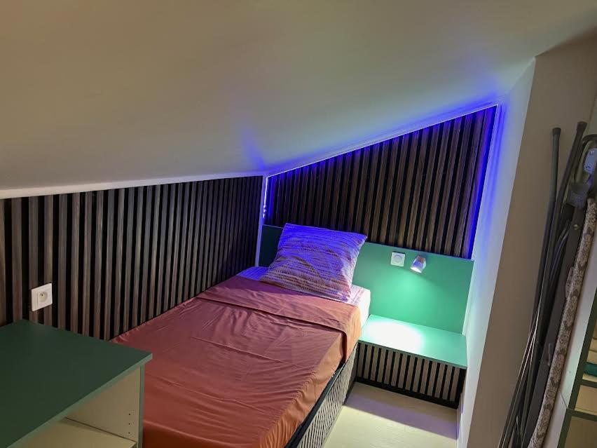 GITE PEI LA VANILLE "Studio Duplex TI Kaz" view 2