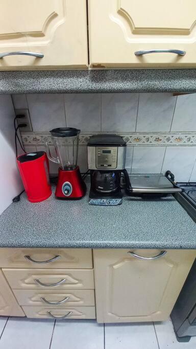 Amplio apartamento para 7 personas a pasos del mar y casino