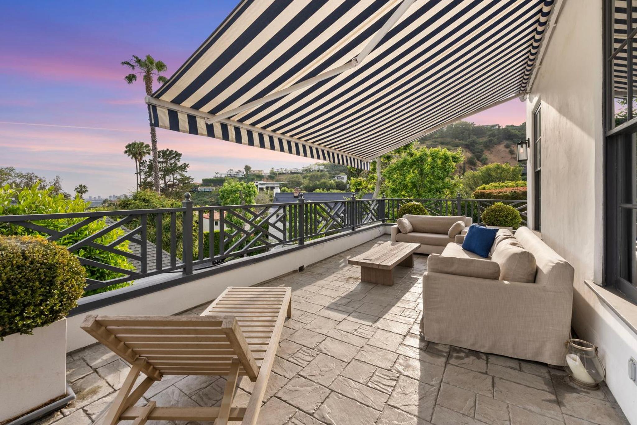 NEW Stunning Hollywood Hills Mansion with Pool and Views