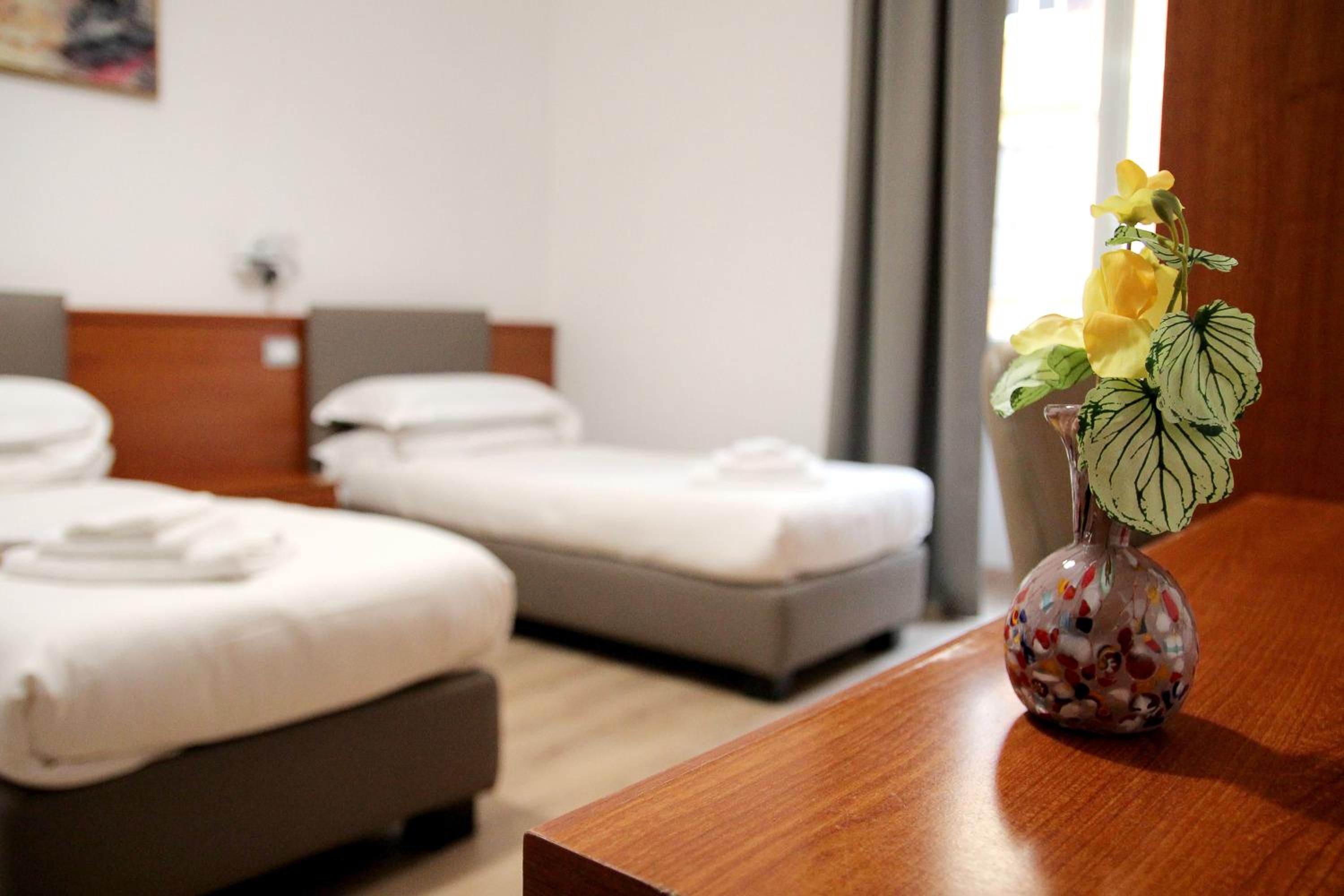 New Joyful Guest House